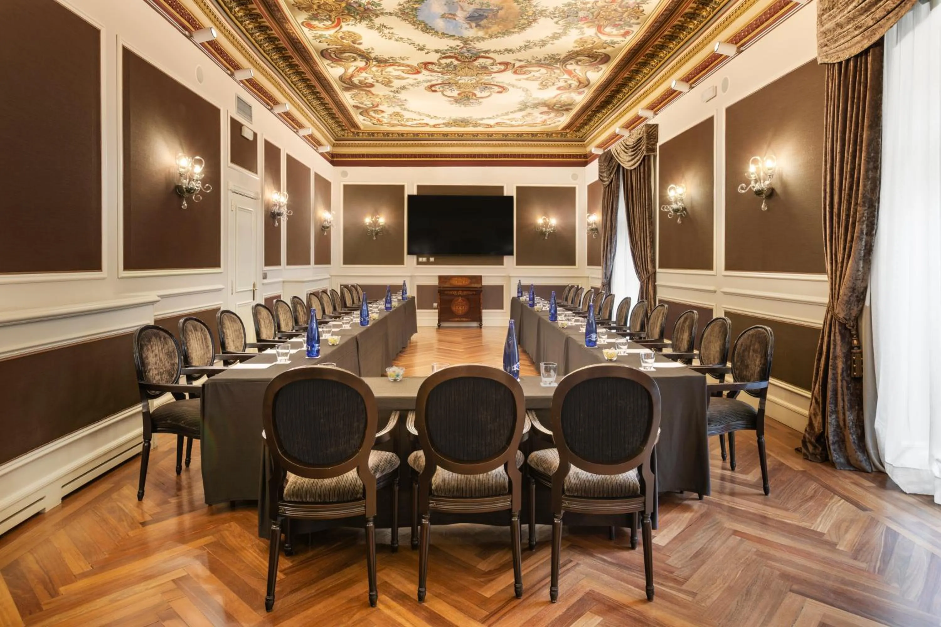 Meeting/conference room in Catalonia Las Cortes