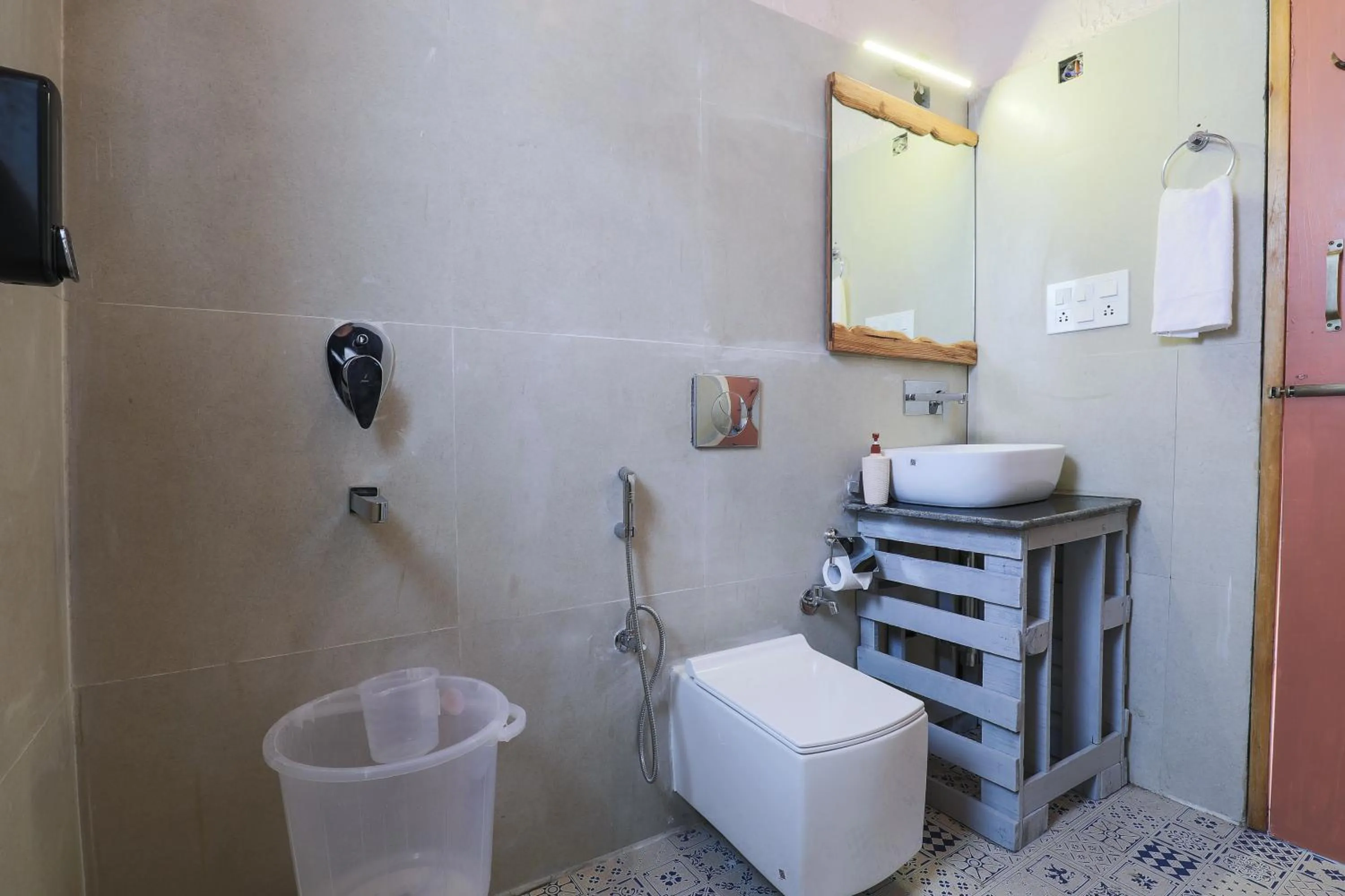 Bathroom in Seclude Pangot, Perch