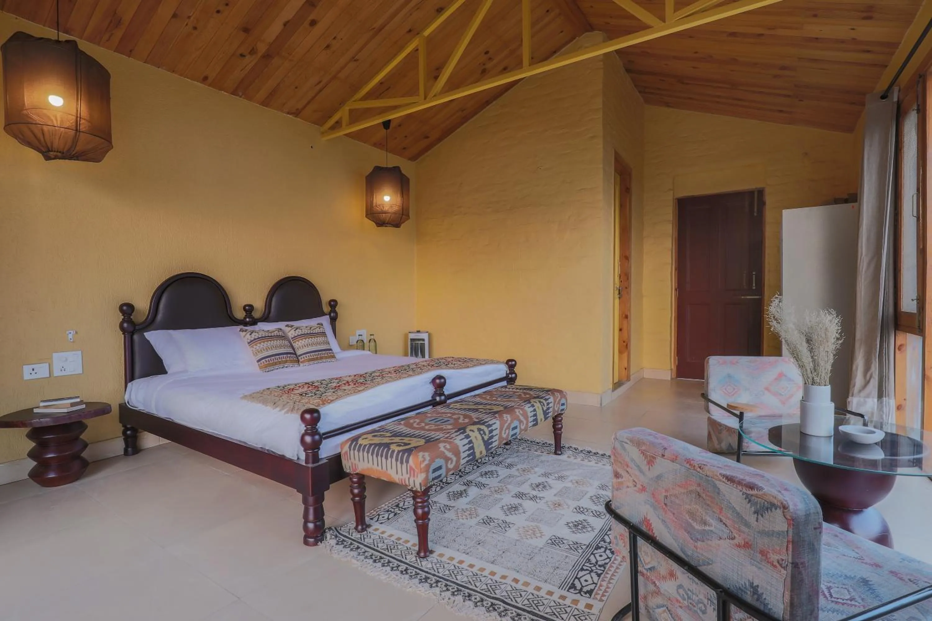 Bedroom, Bed in Seclude Pangot, Perch