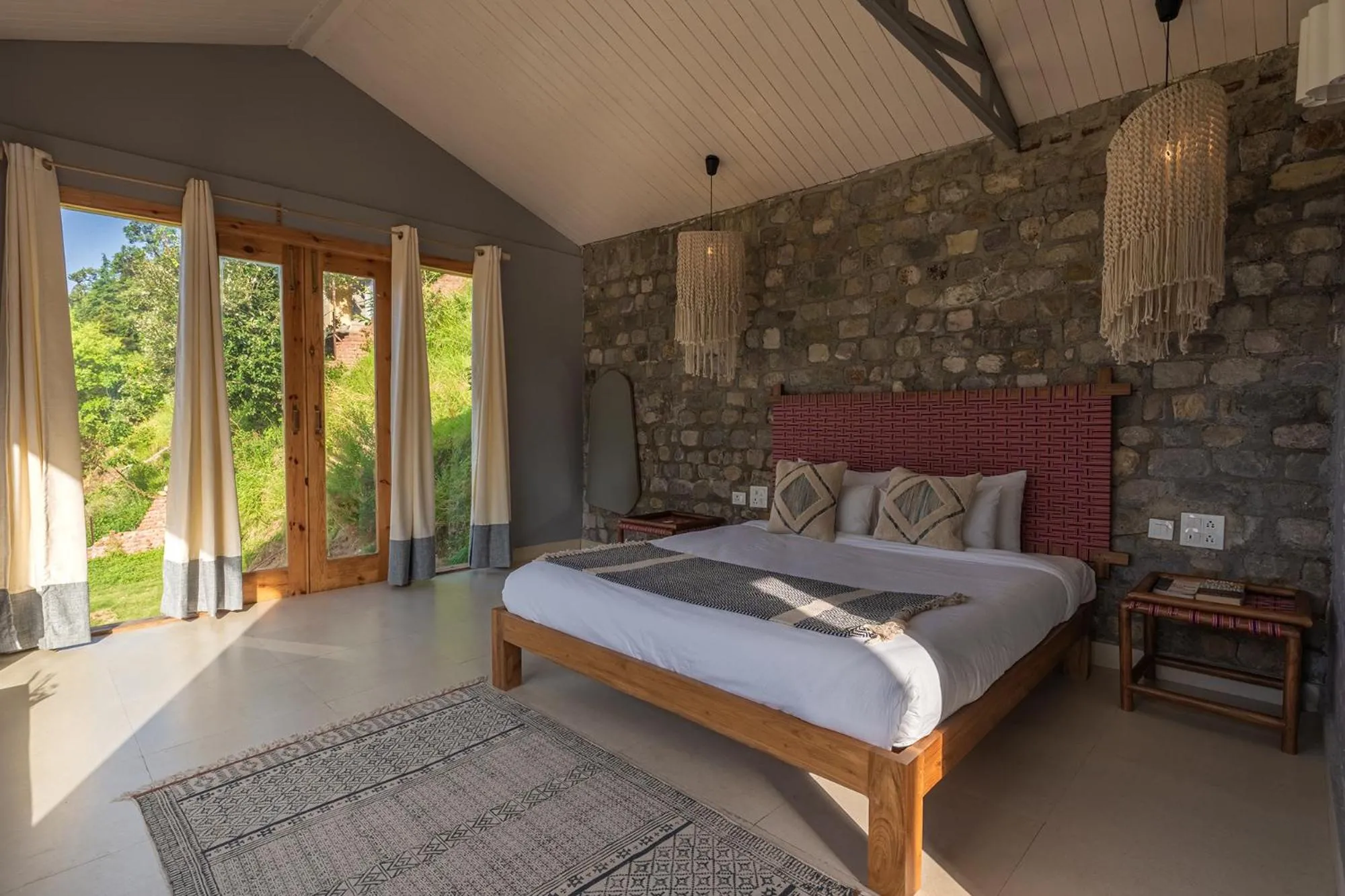 Bedroom, Bed in Seclude Pangot, Perch