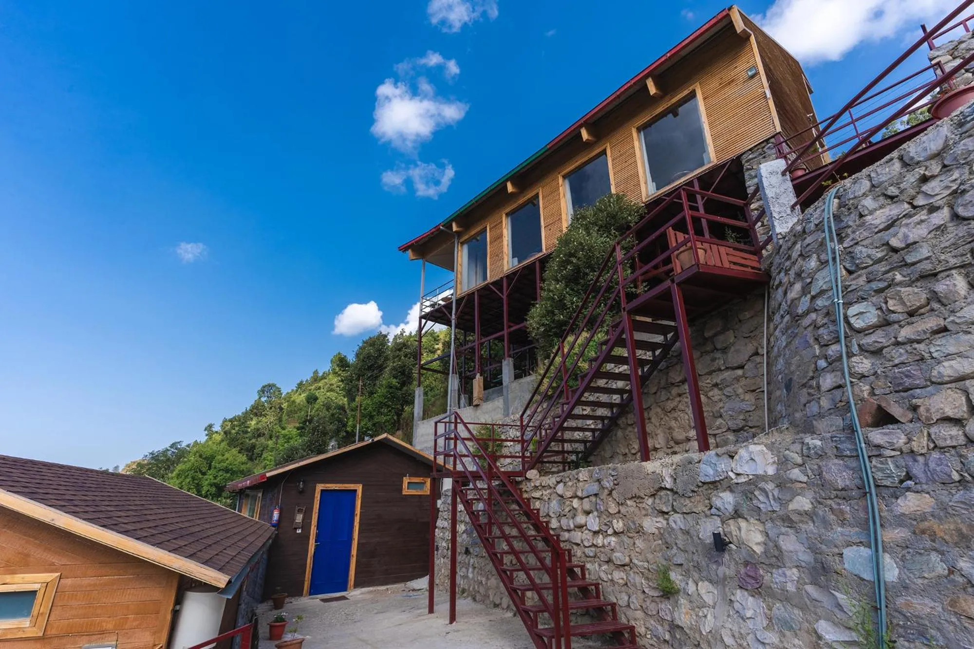Property building in Seclude Pangot, Perch