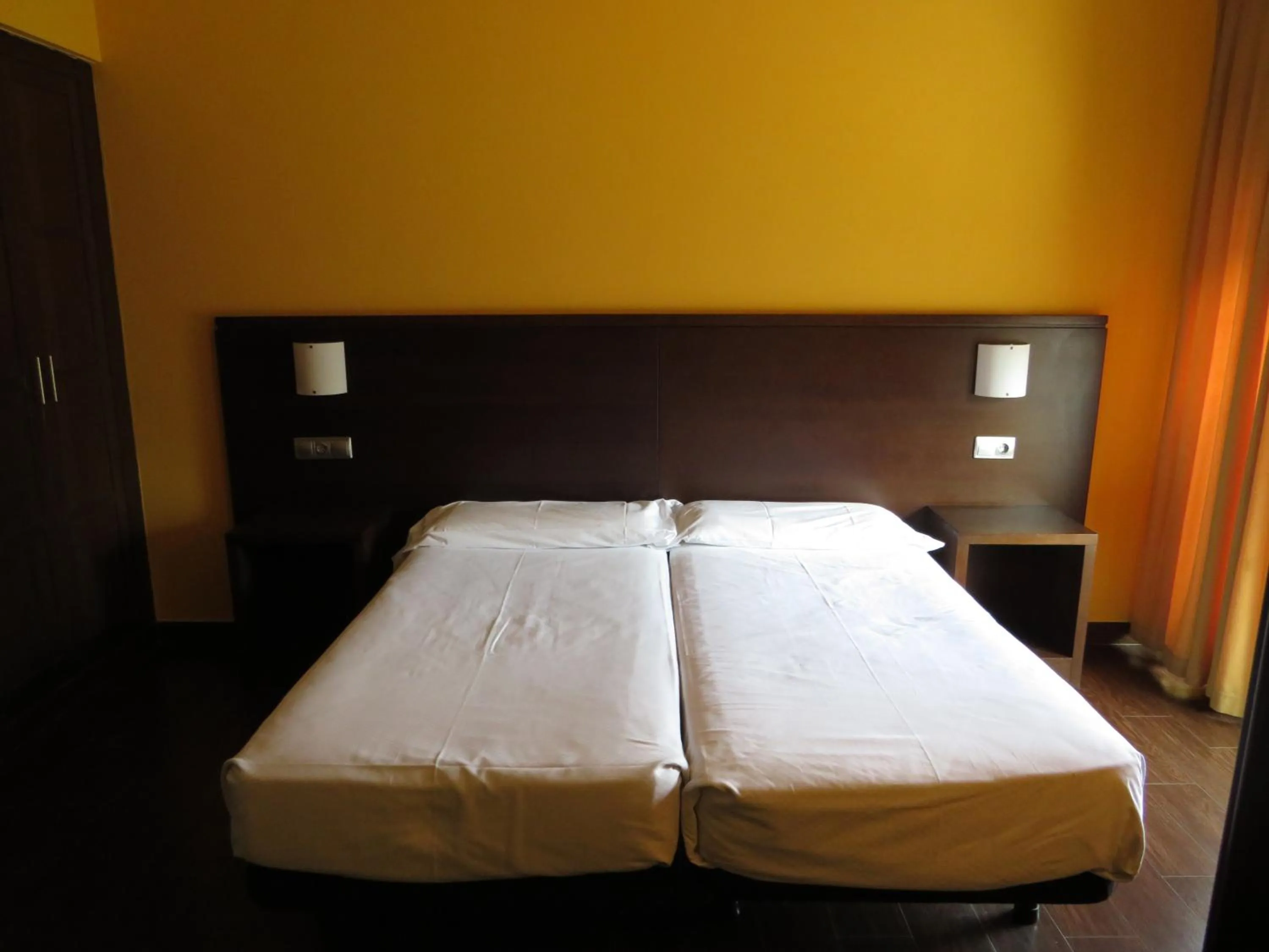 Bed in Euba Hotel