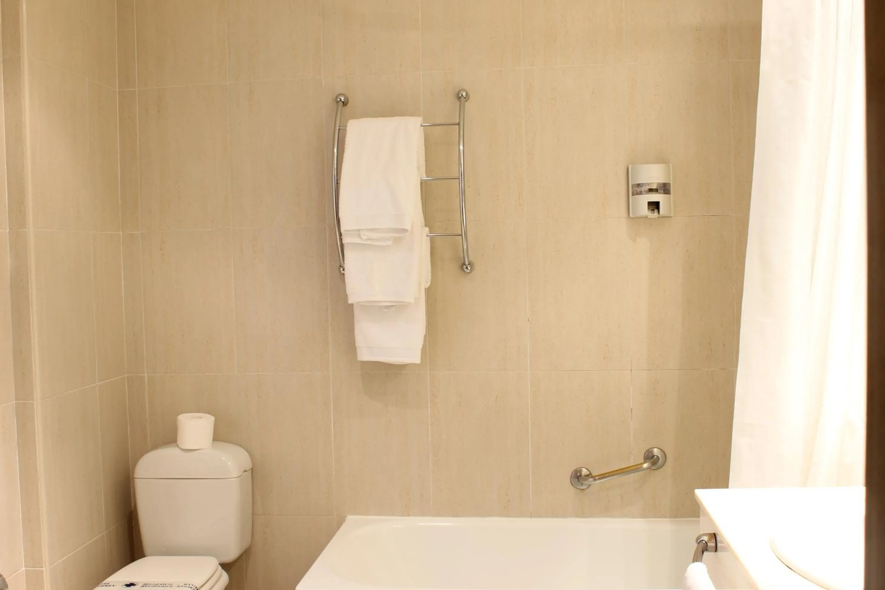 Bathroom in Hotel Monterrey