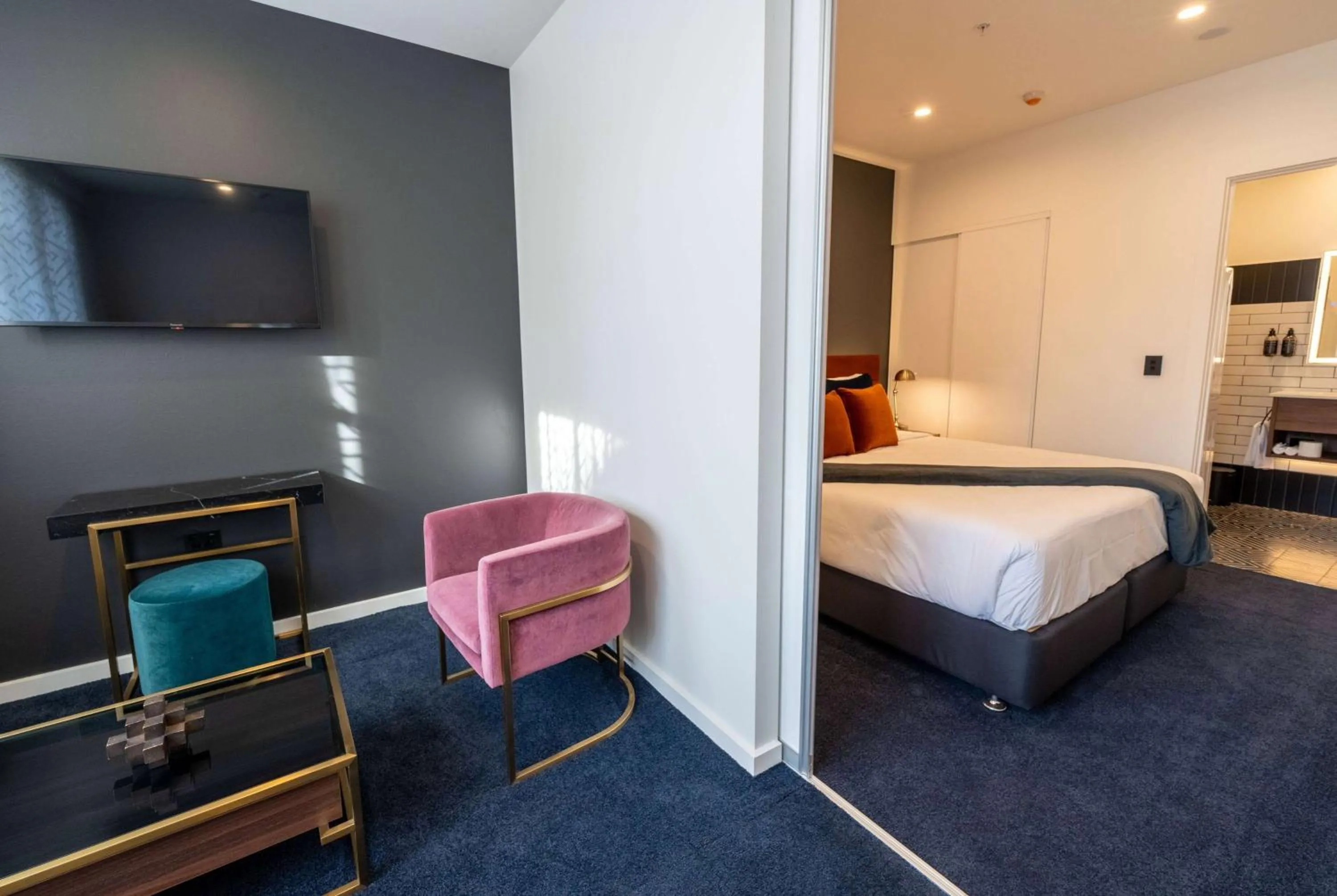 Photo of the whole room, Bed in TRYP by Wyndham Wellington, Tory Street