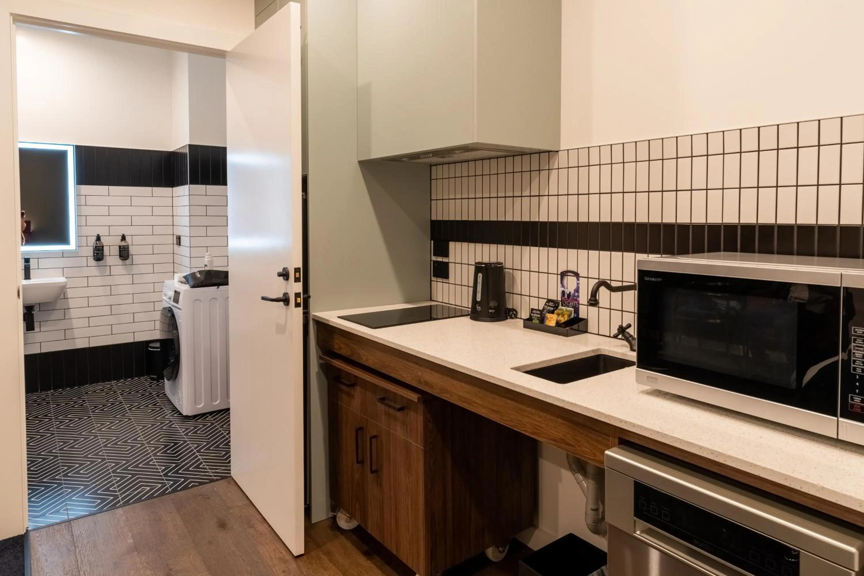 kitchen in TRYP by Wyndham Wellington, Tory Street