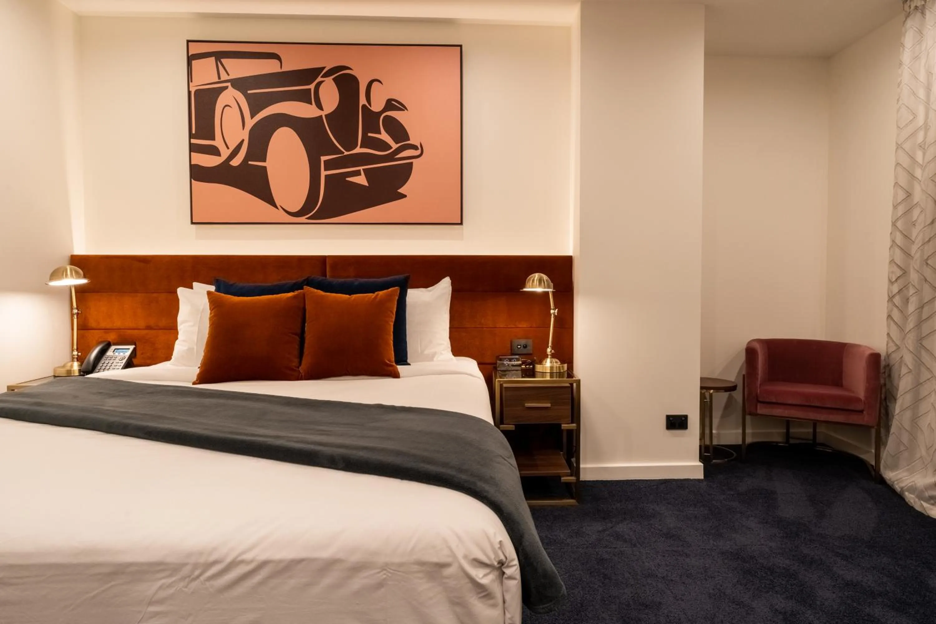 Bed in TRYP by Wyndham Wellington, Tory Street