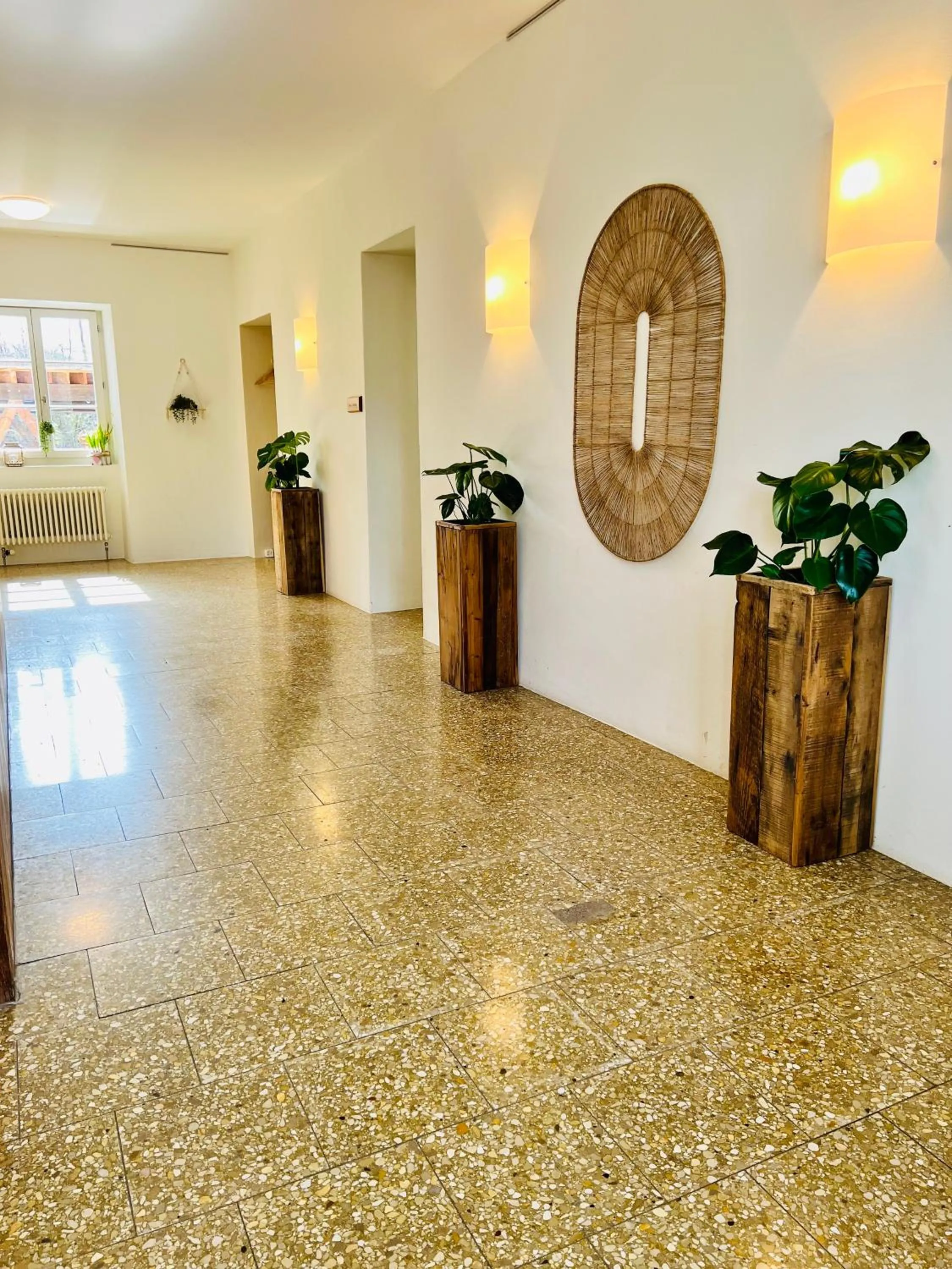 Lobby or reception in Hôtel Domaine de la Sauge