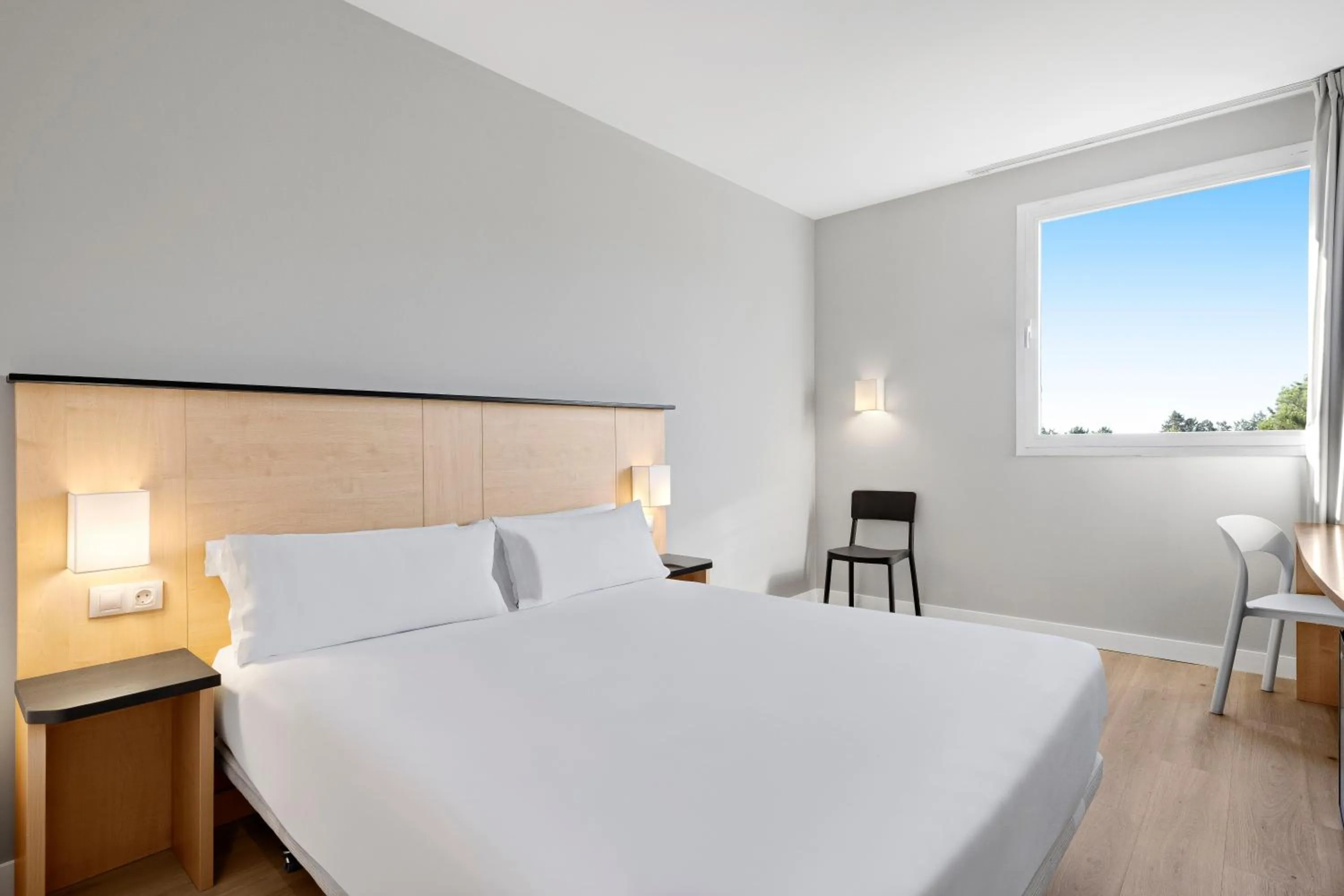 TV and multimedia, Bed in B&B HOTEL Madrid Pinar de las Rozas