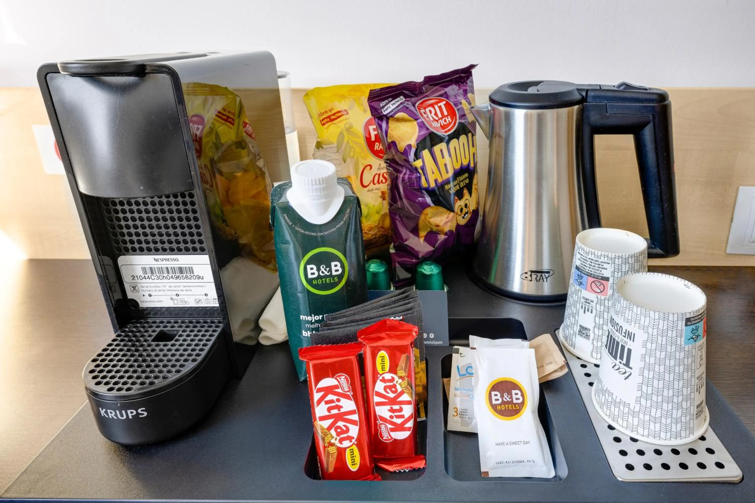 Coffee/tea facilities in B&B HOTEL Madrid Pinar de las Rozas