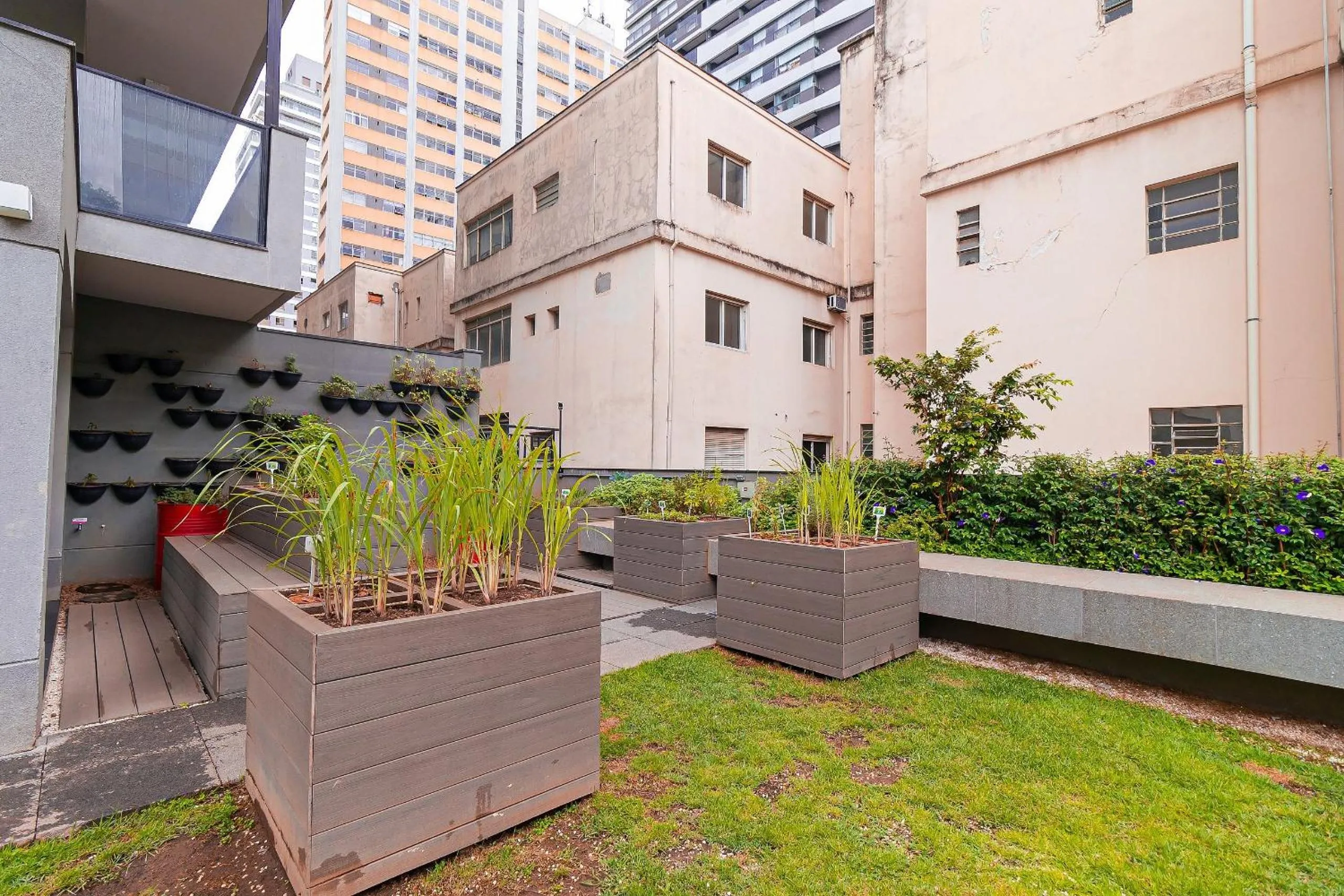 Vossa Bossa Capote Valente