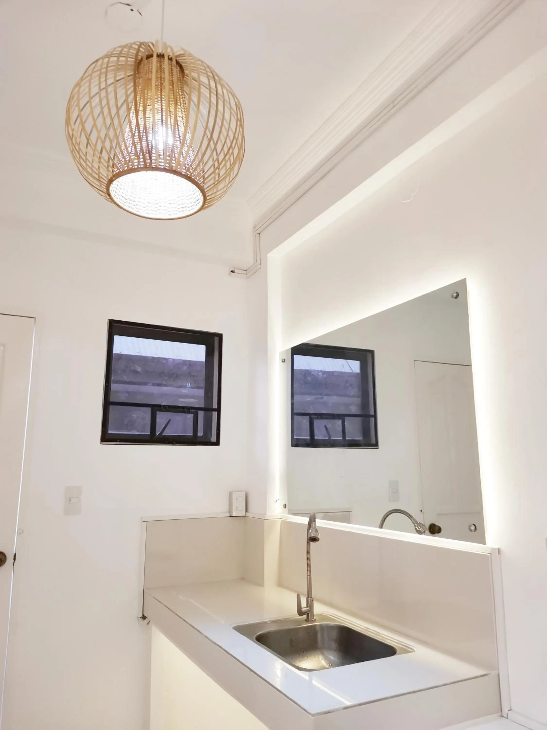 Bedroom in NomadsMNL Airport Hostel