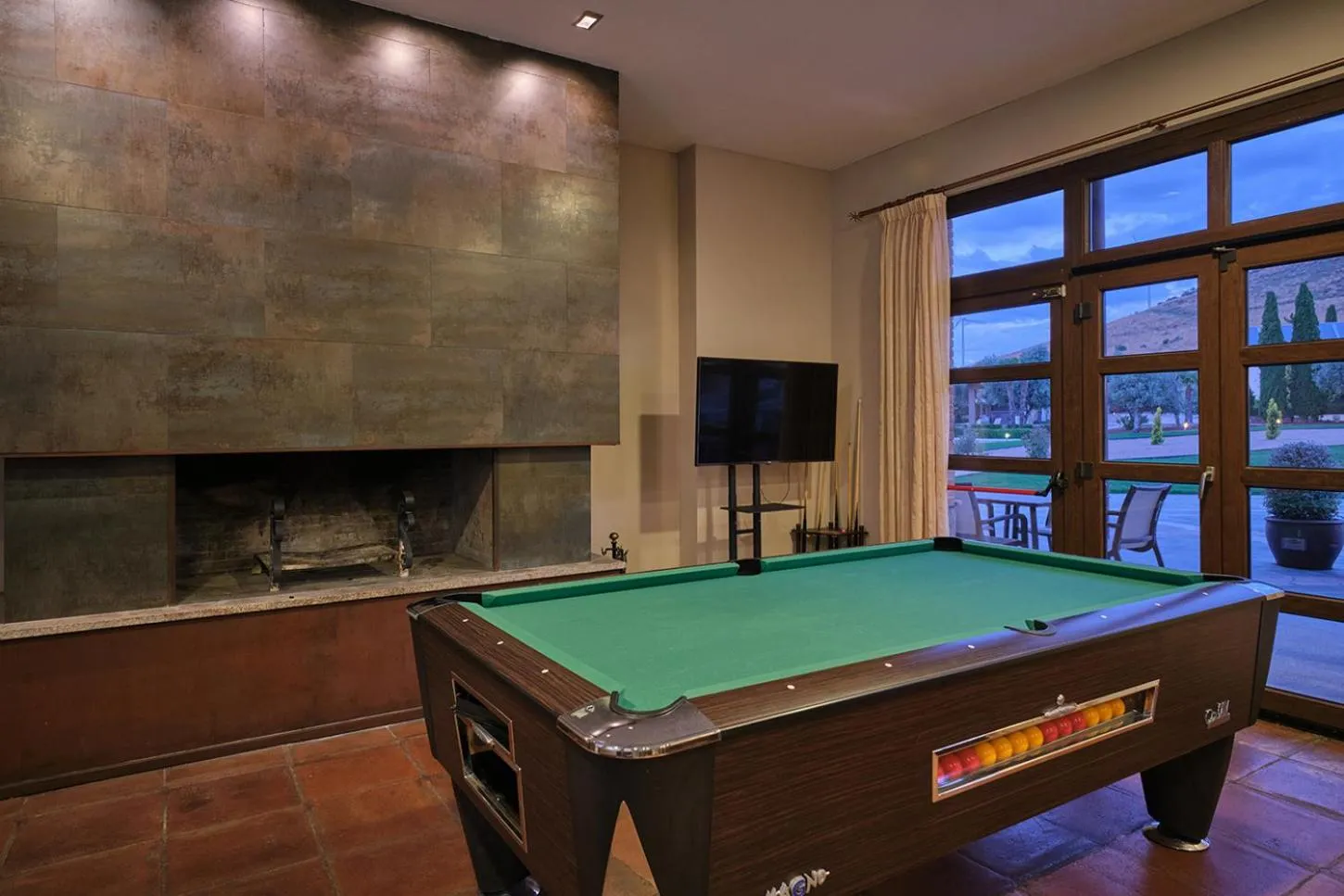Billiard in Hotel Spa Villa Nazules