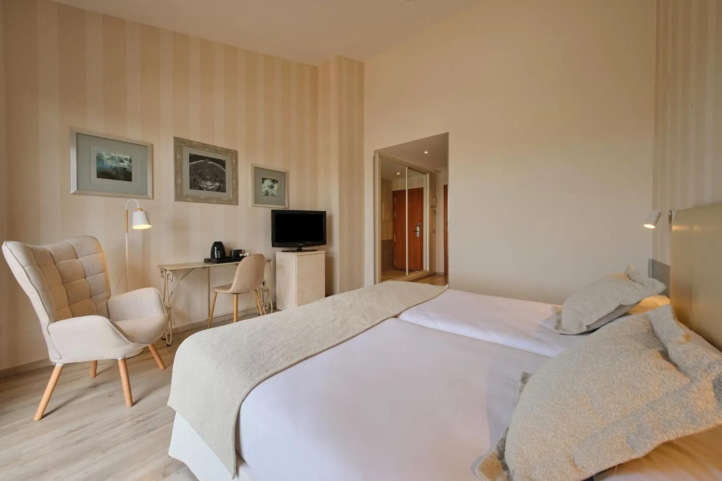 Area and facilities, Bed in Hotel Spa Villa Nazules