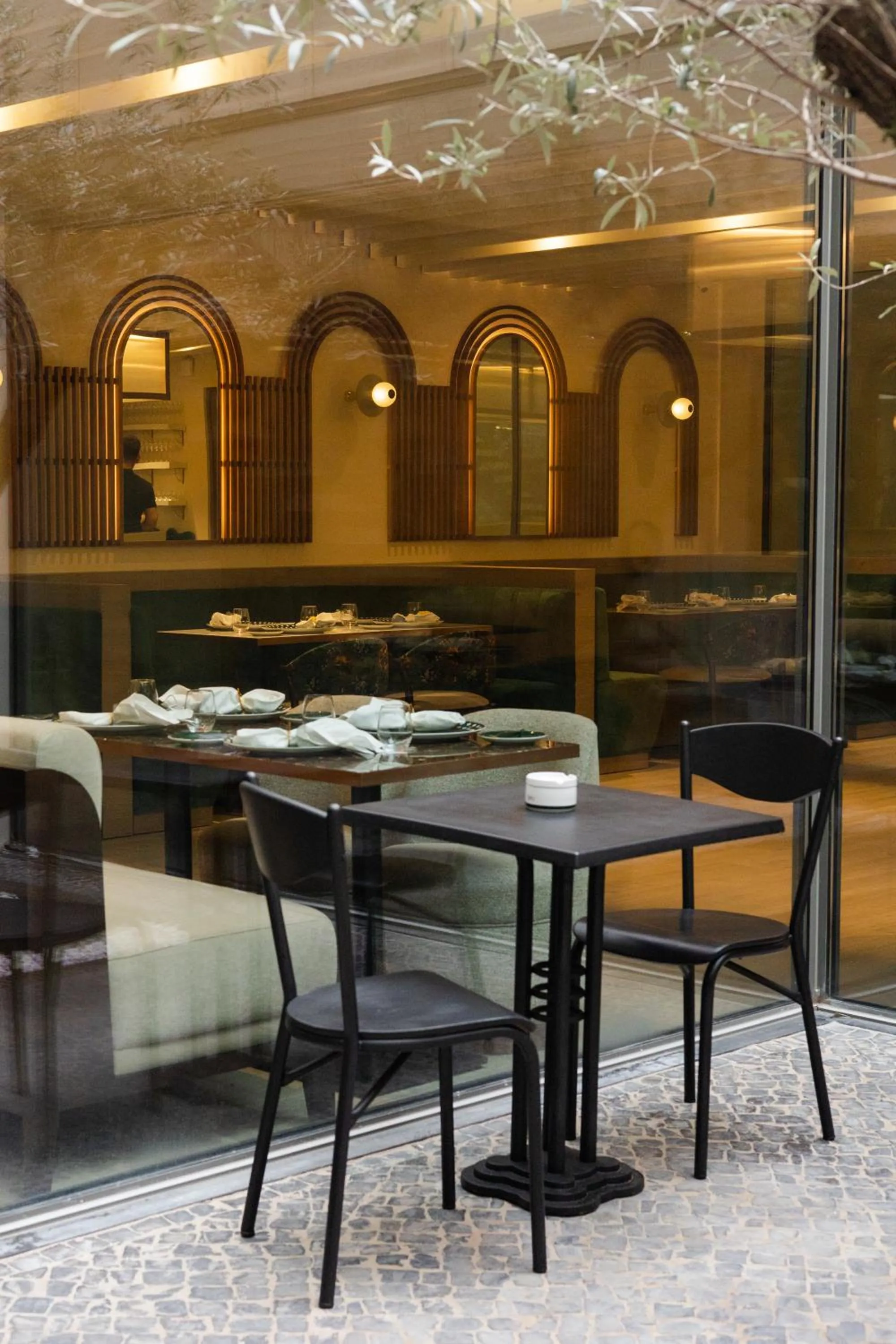 Restaurant/places to eat in LUSTER Hotel