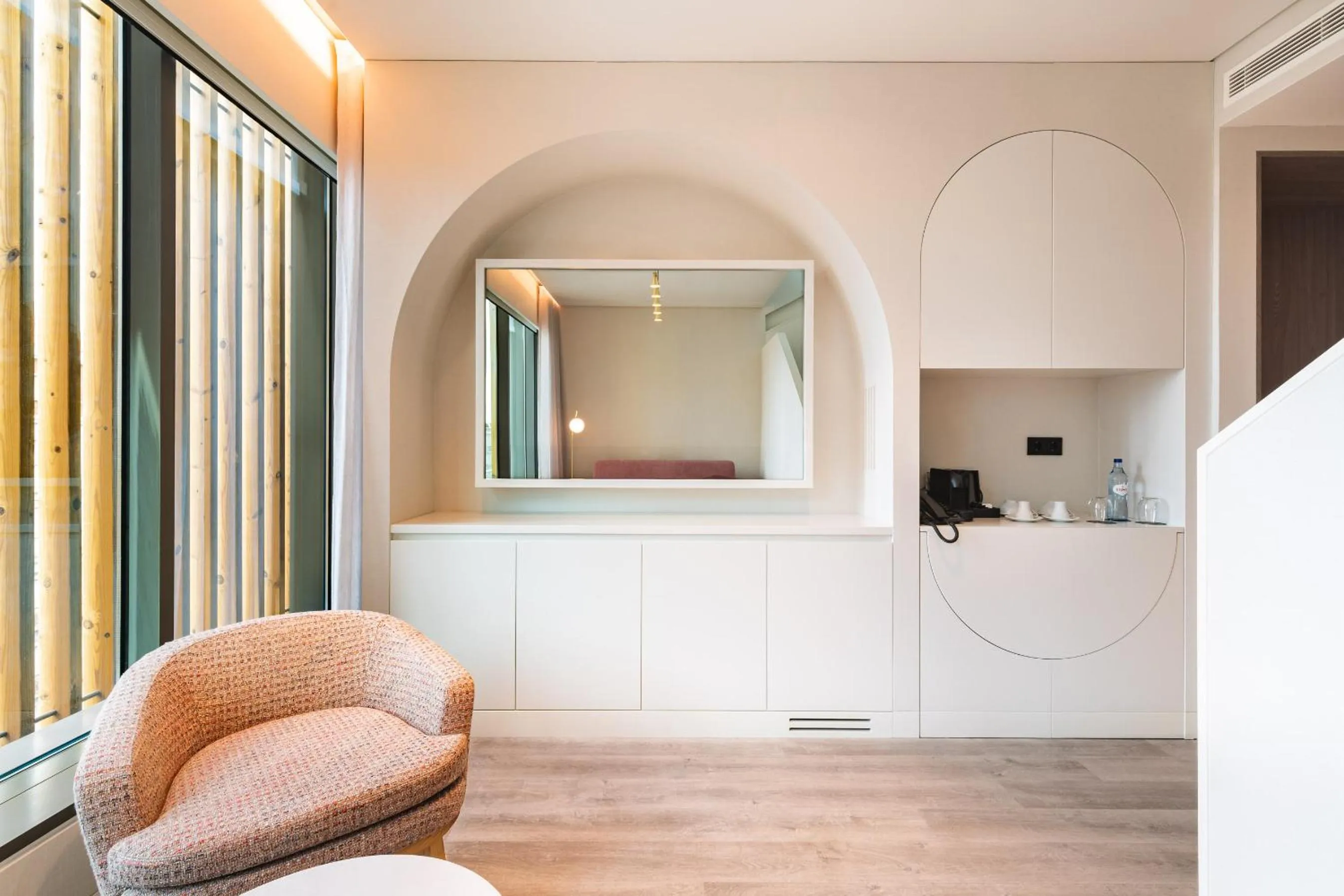 TV and multimedia in LUSTER Hotel