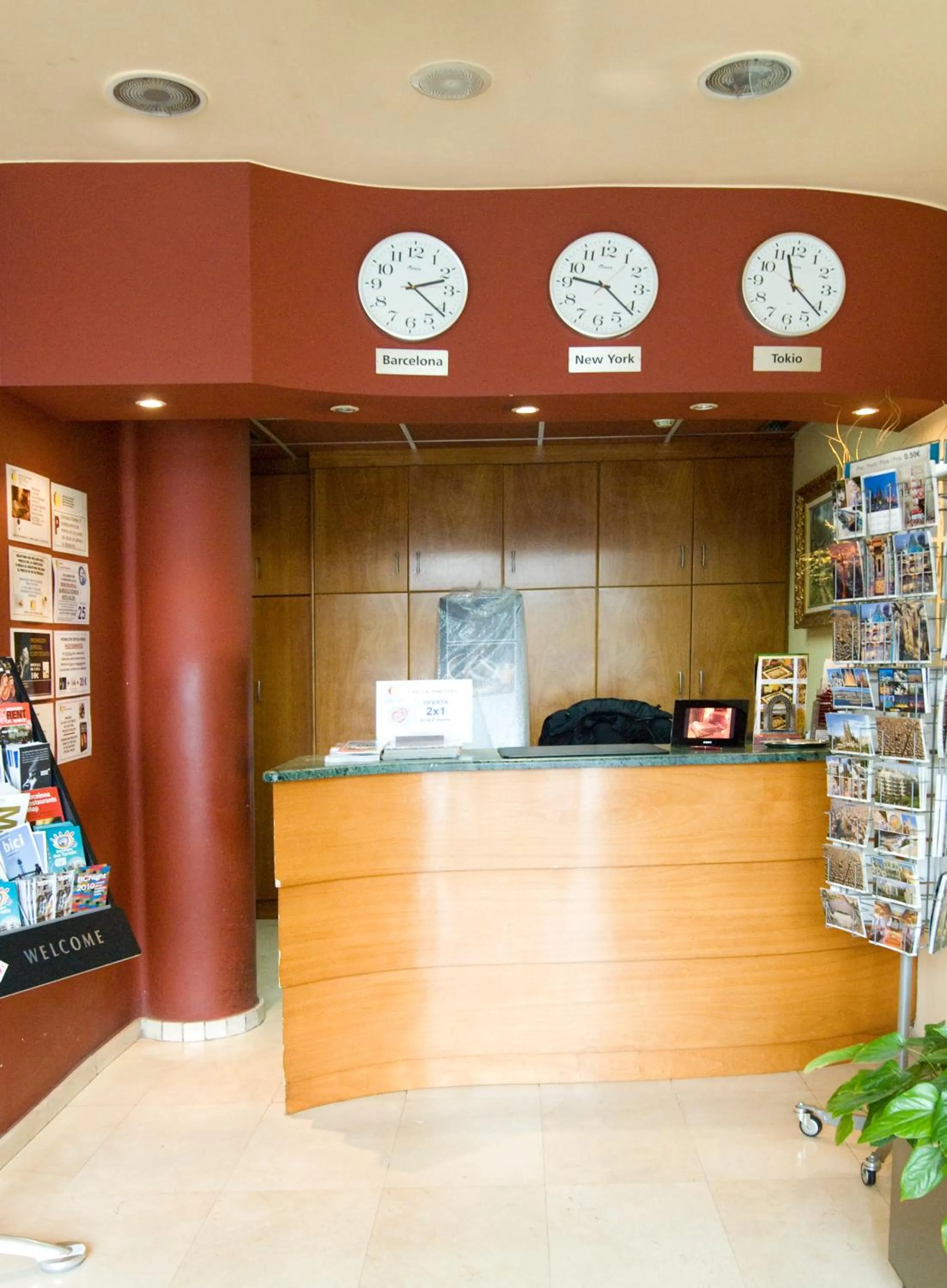 Lobby or reception in Hotel Ciutat De Sant Adria