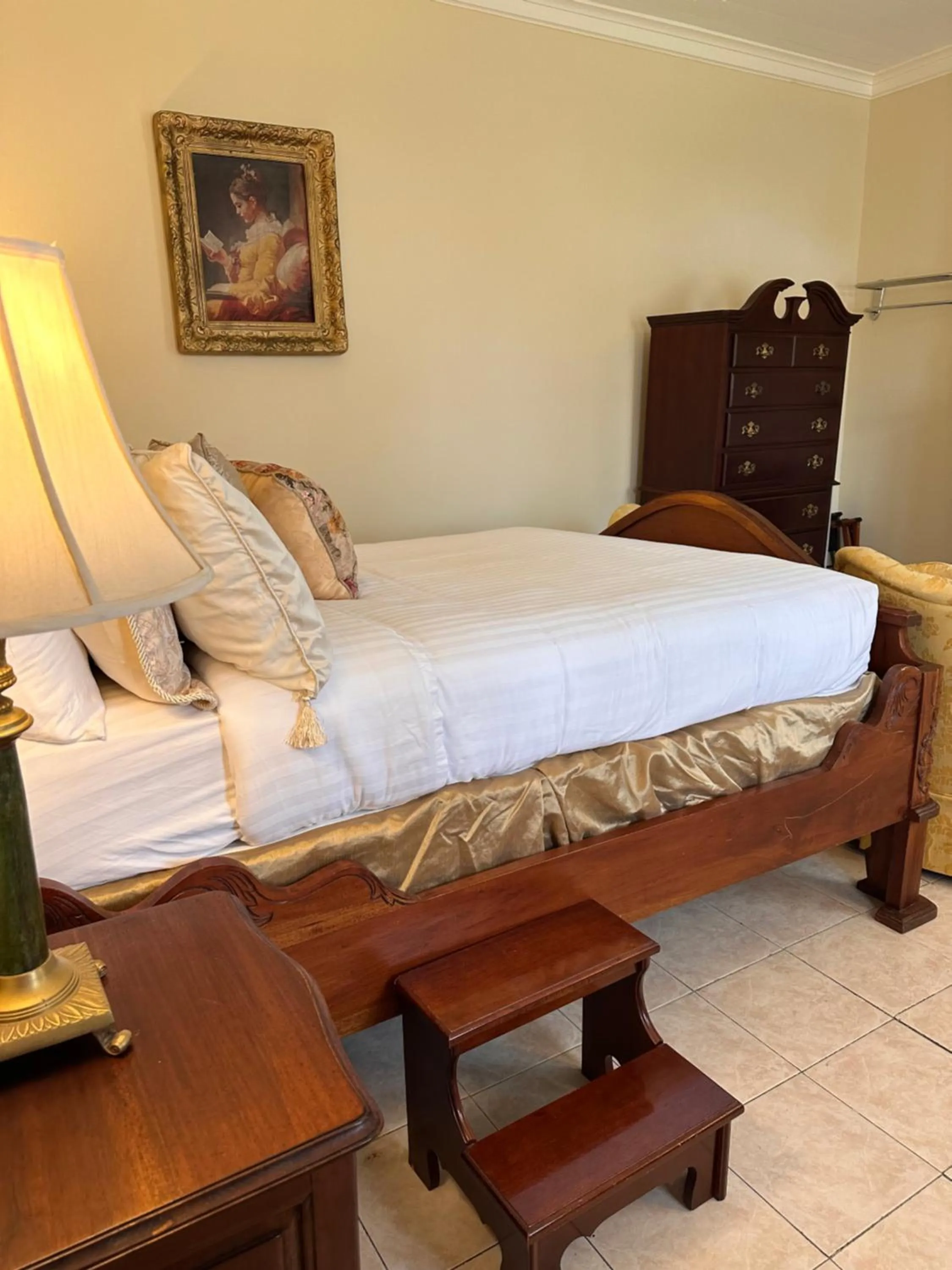 Bed in The Inn at Cedar Grove