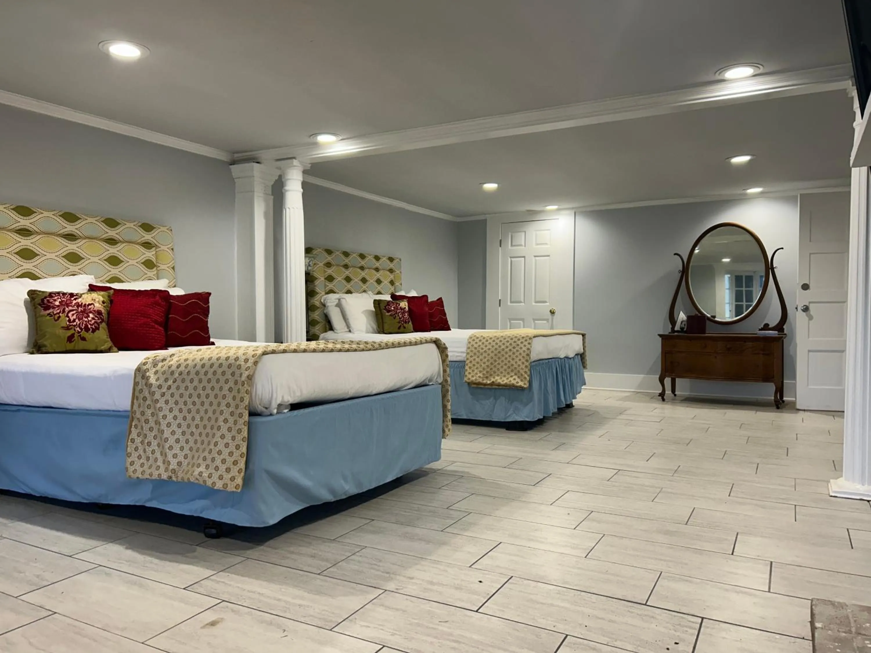 Bedroom, Bed in The Inn at Cedar Grove