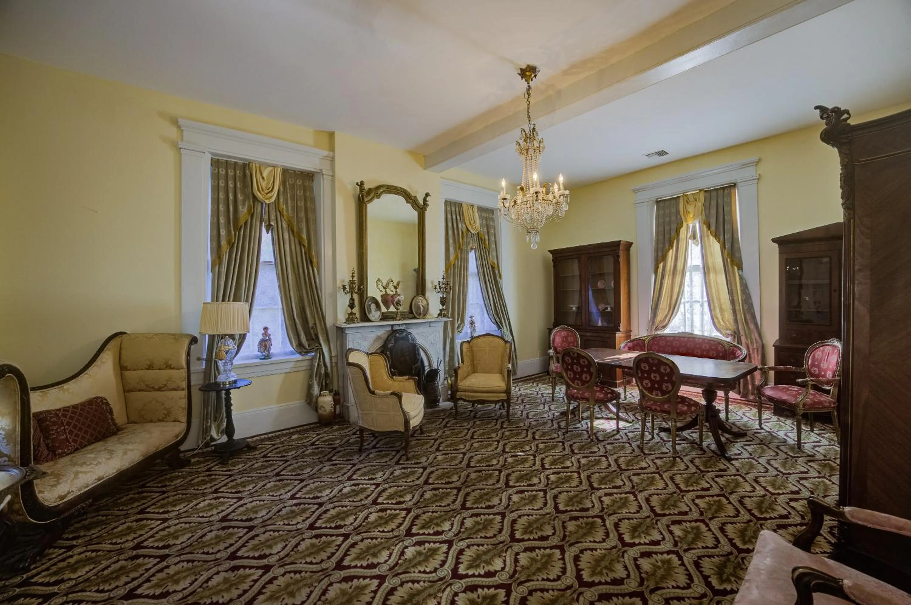 Living room in The Inn at Cedar Grove