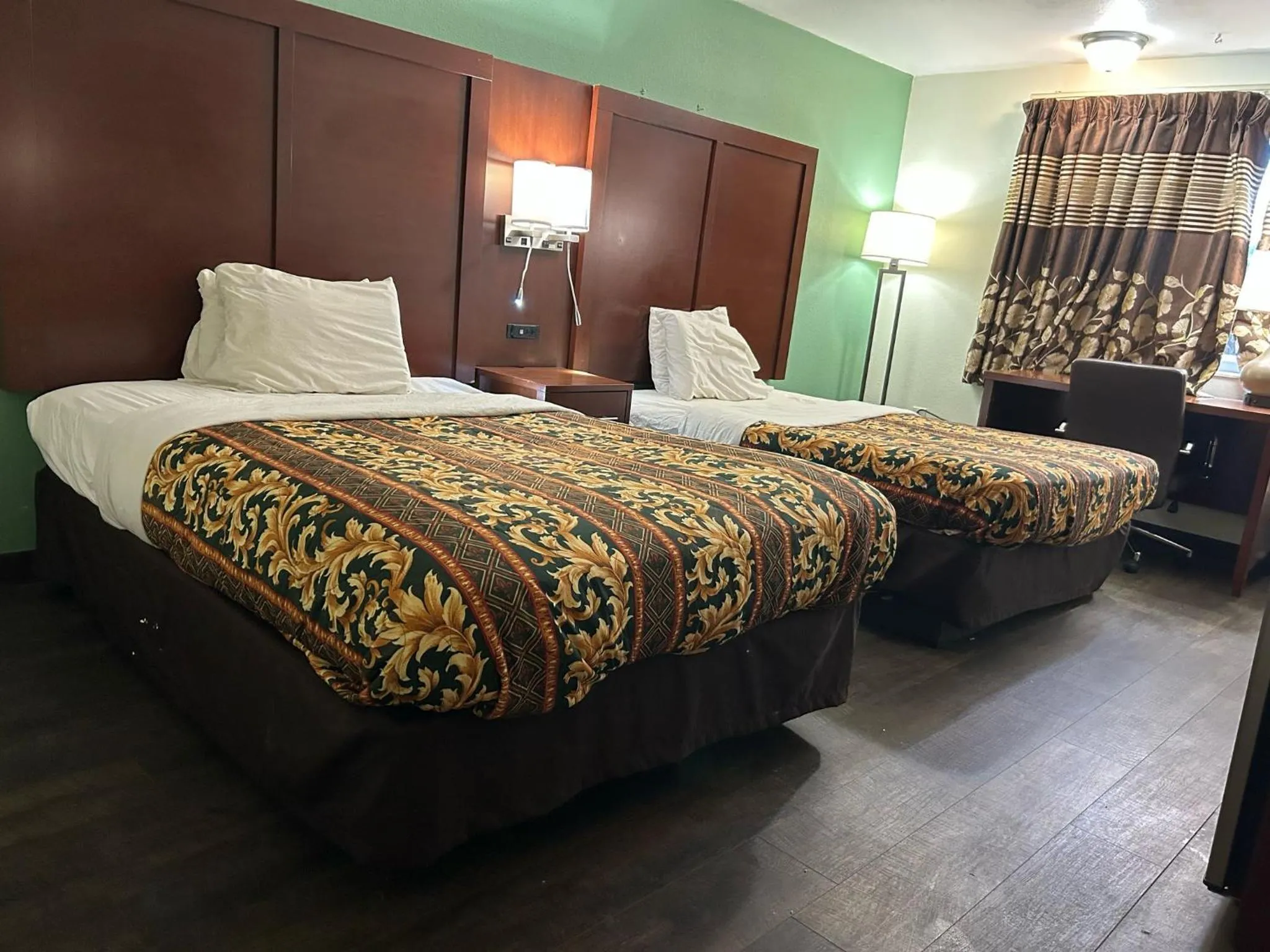 Bedroom, Bed in Hillcrest Motel by Oyo Aurora near Lawrenceburg