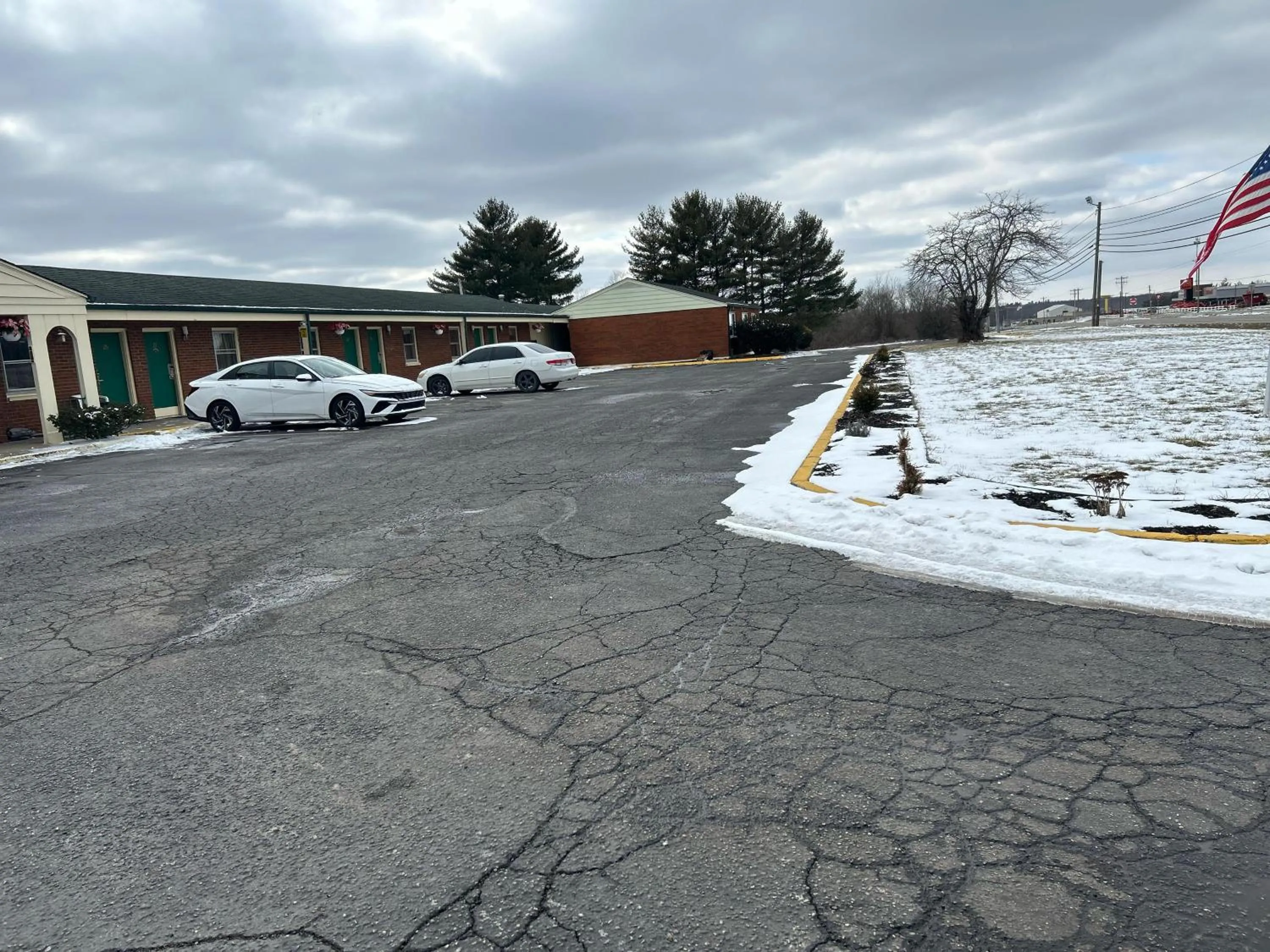 Parking in Hillcrest Motel by Oyo Aurora near Lawrenceburg