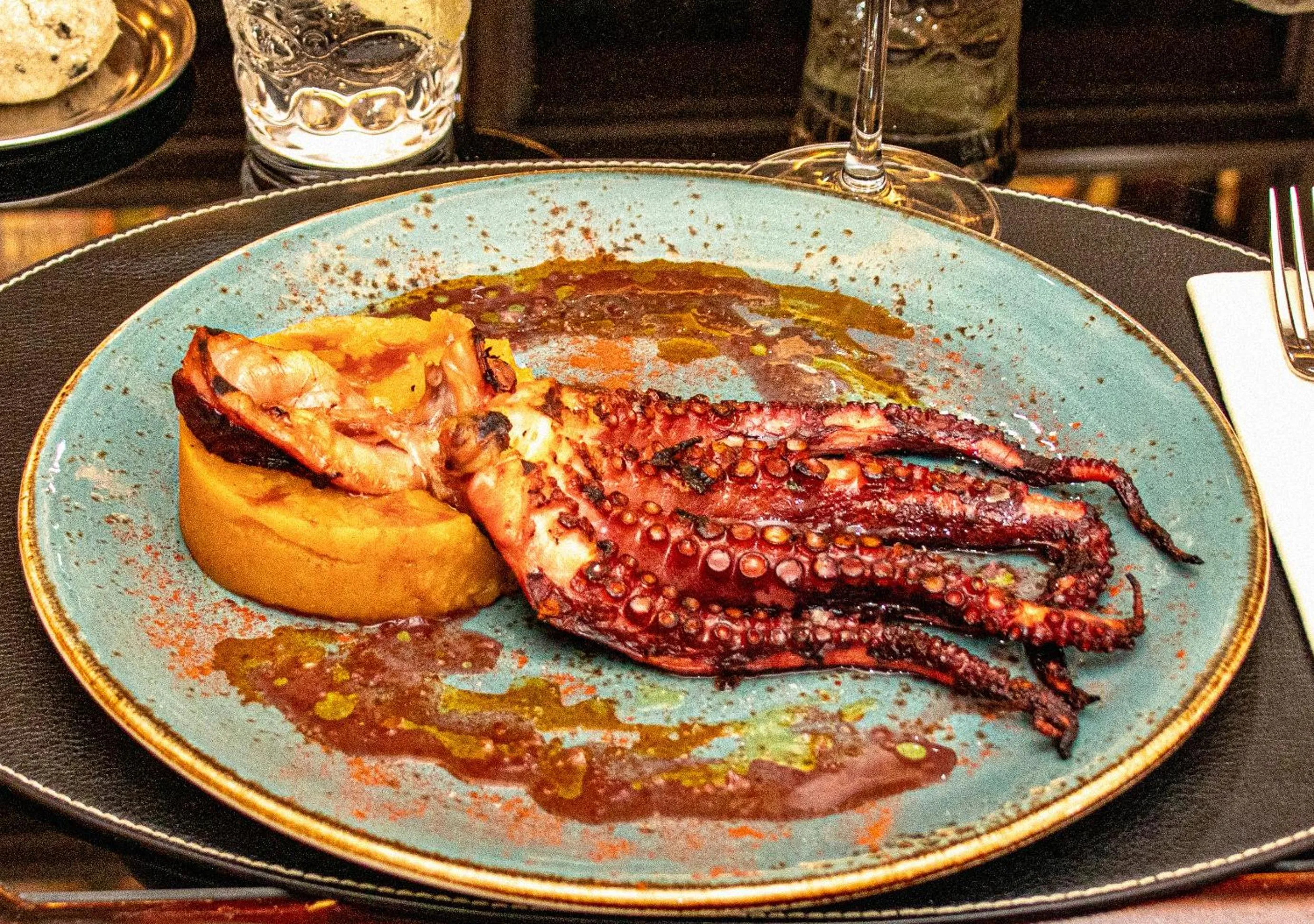 Restaurant/places to eat in ICON Wipton