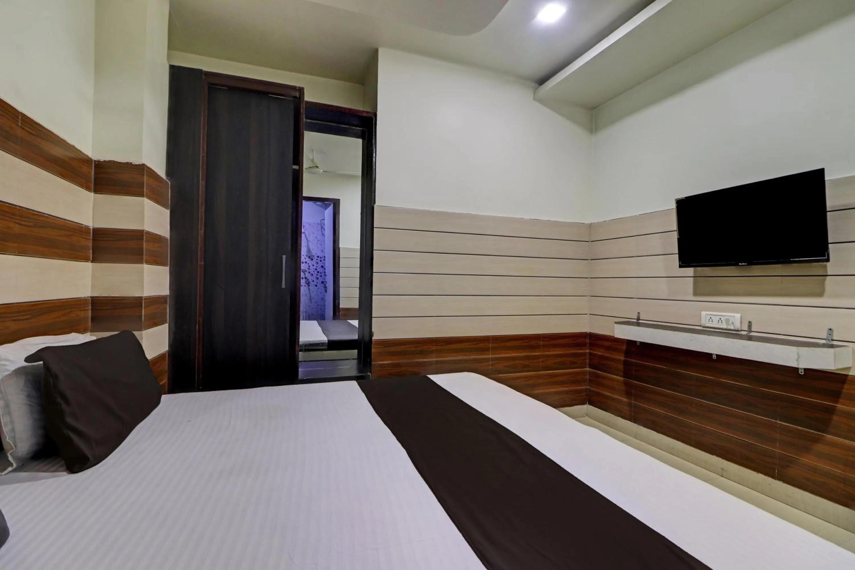 Bedroom, Bed in Collection O The Legend Hotel, Hisar