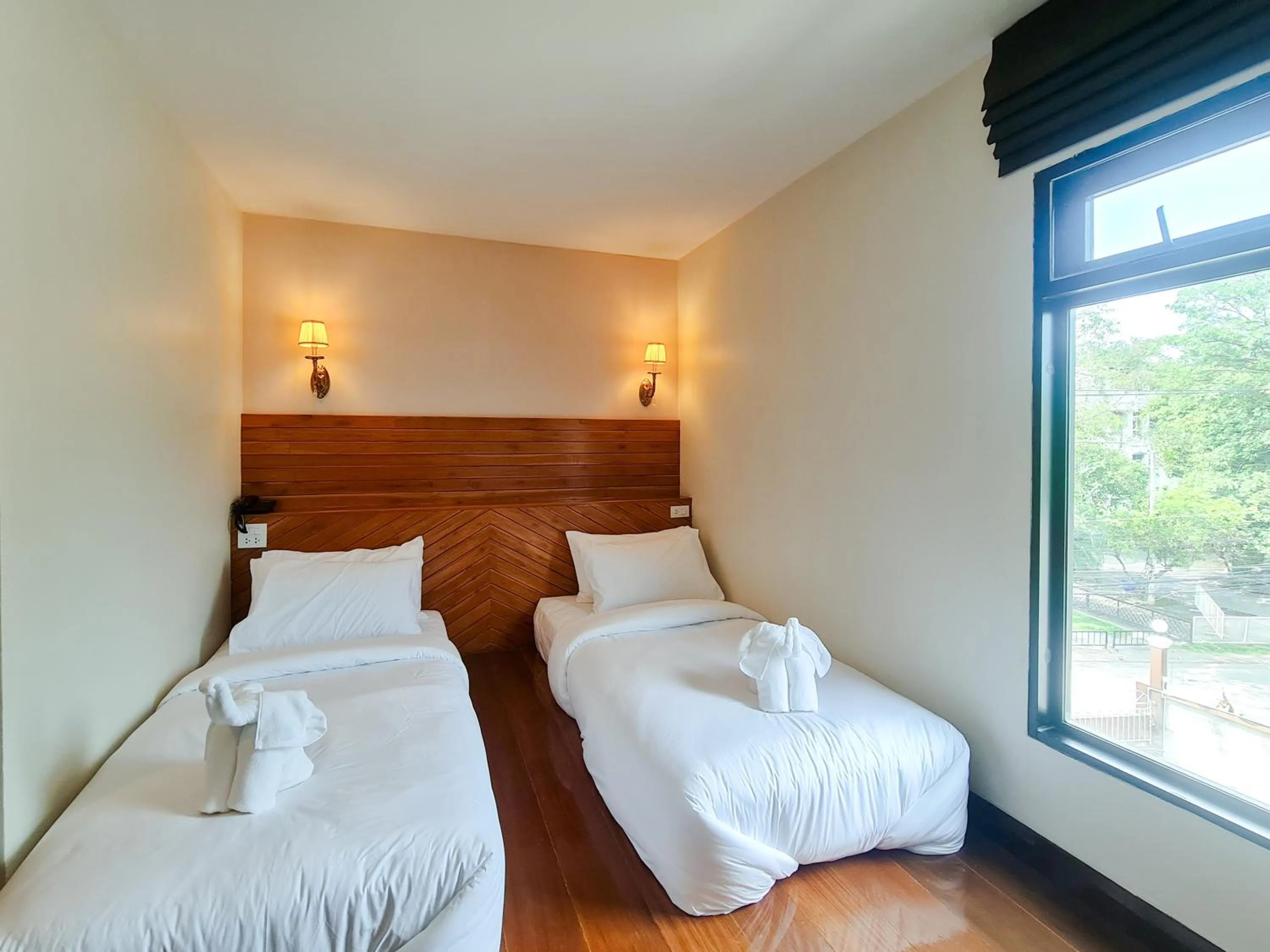 Bed in The Peace River Kwai