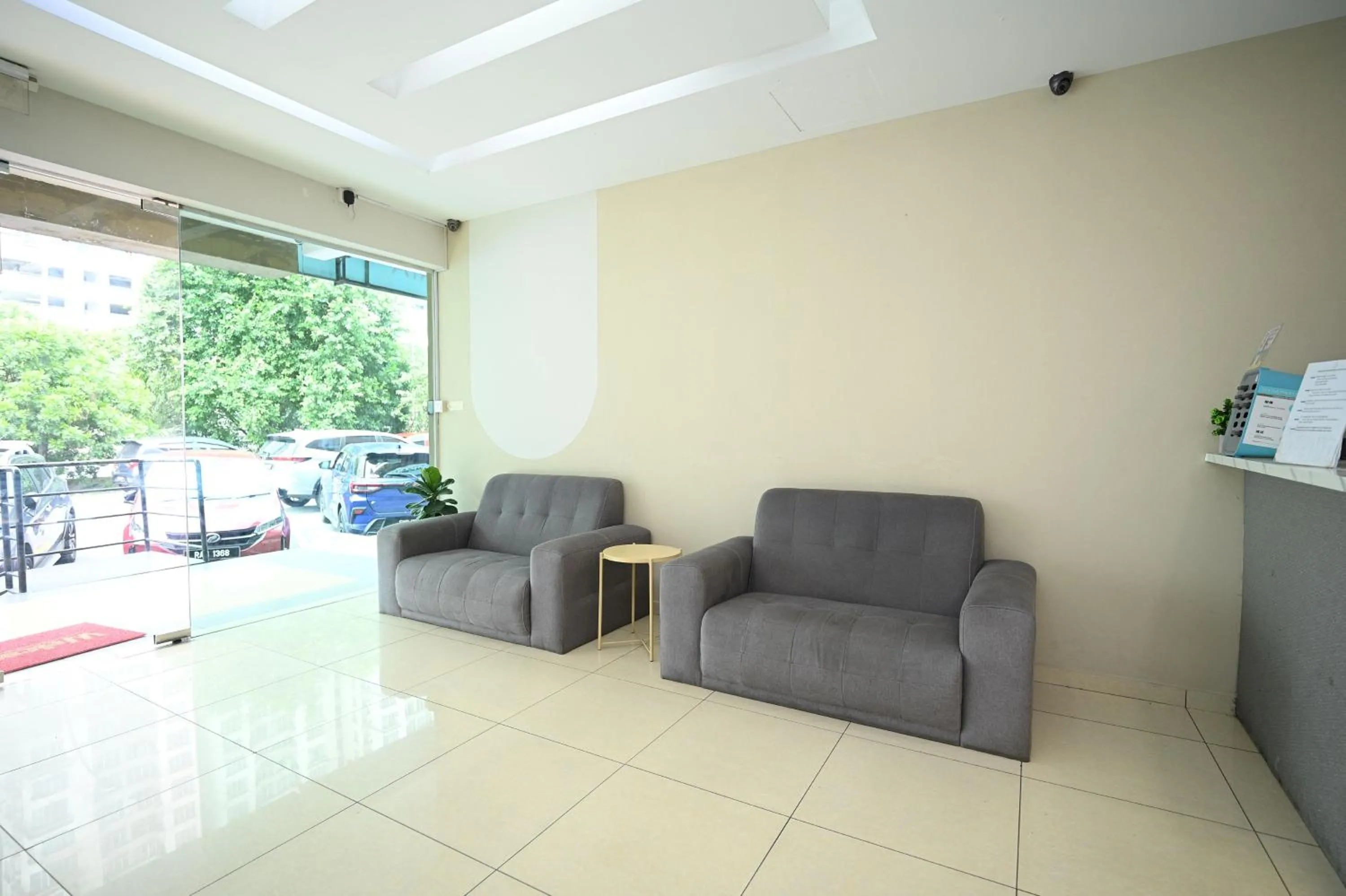 Swing & Pillows - Subang SS15