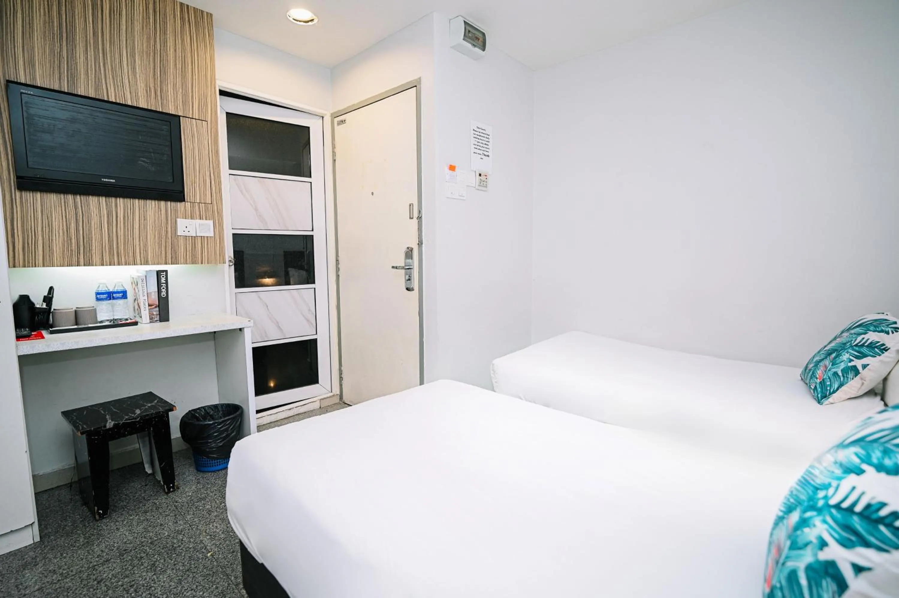 Bed in Swing & Pillows - Subang SS15