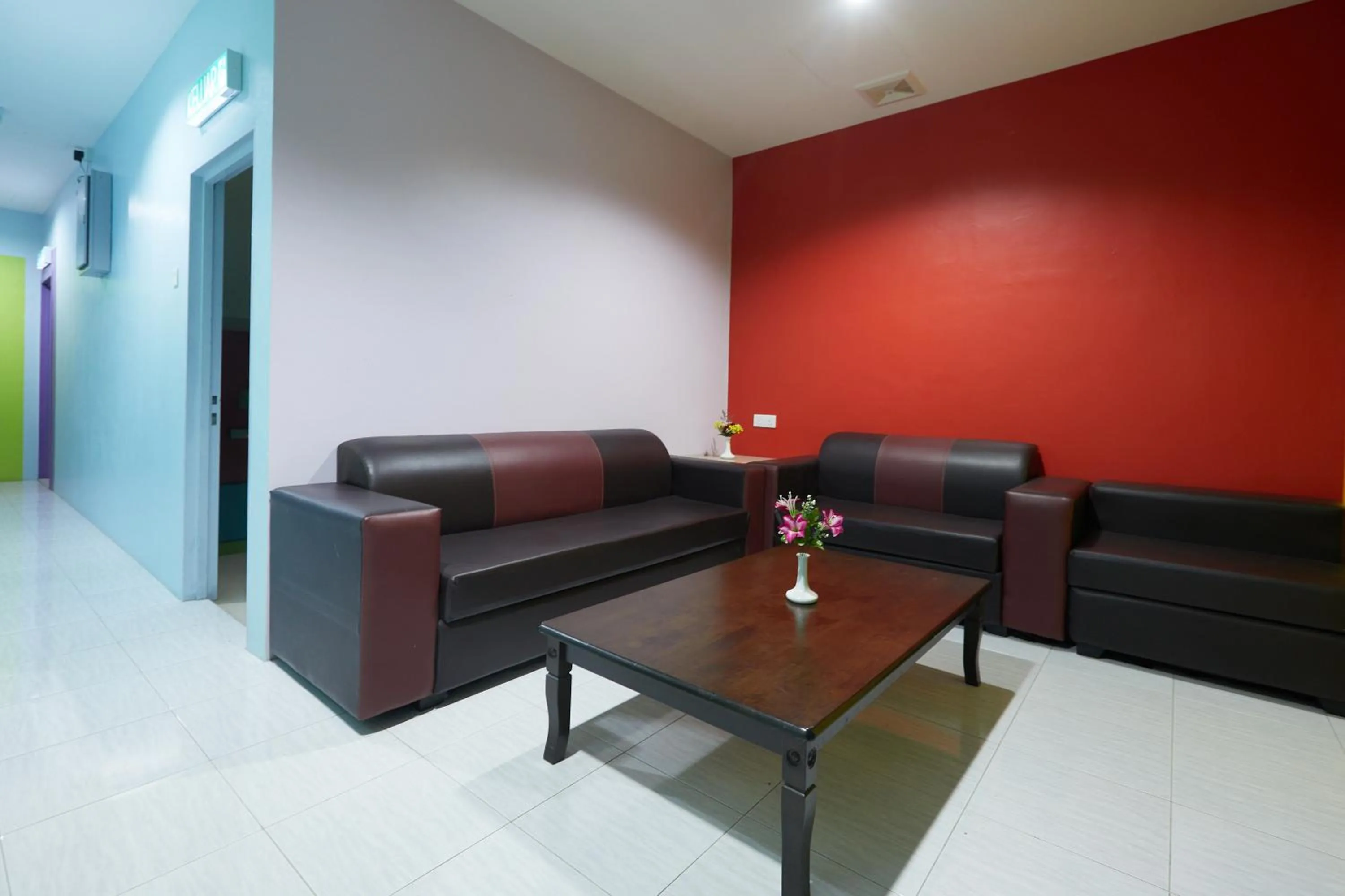 Living room in SY JERANTUT HOTEL