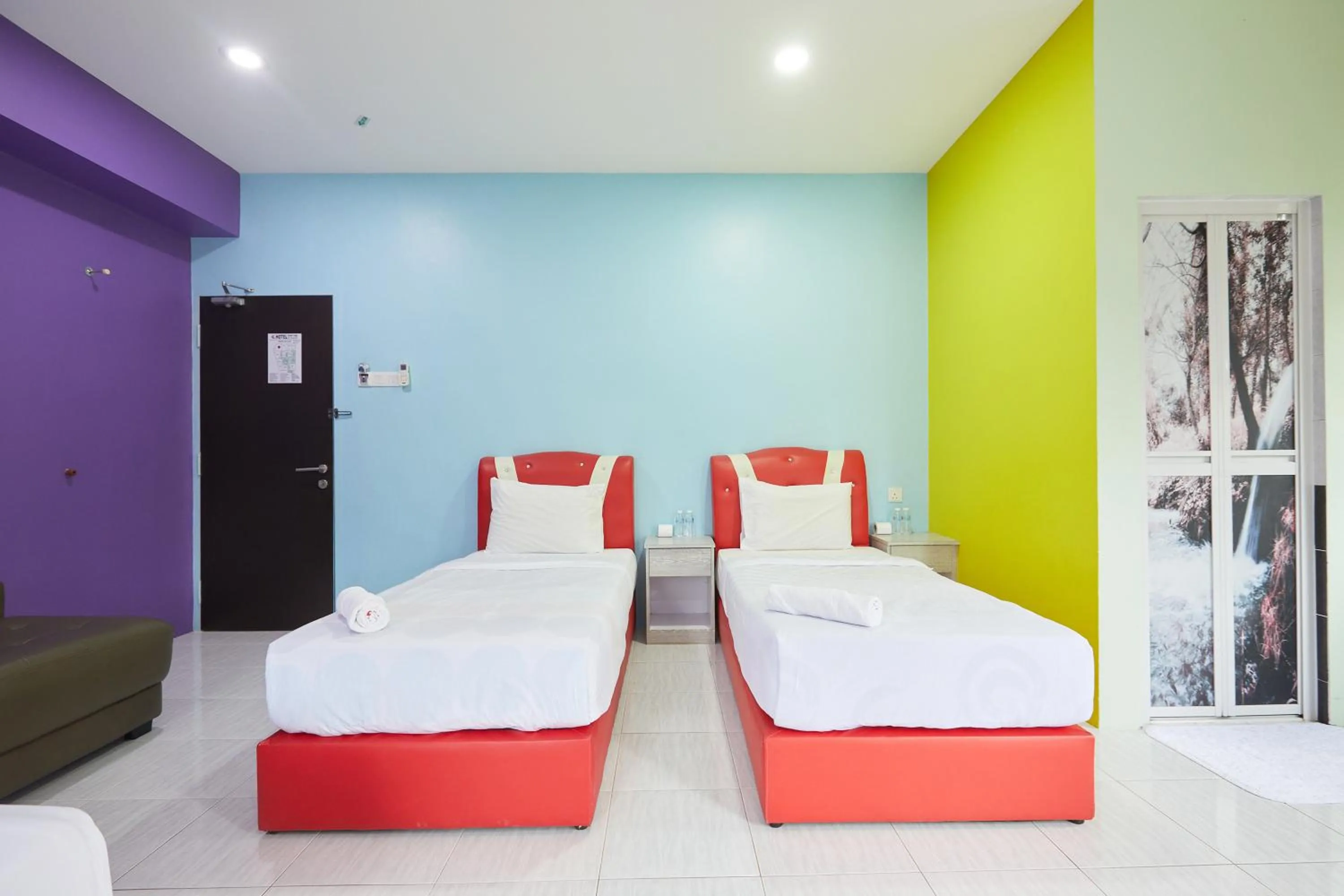 Bed in SY JERANTUT HOTEL