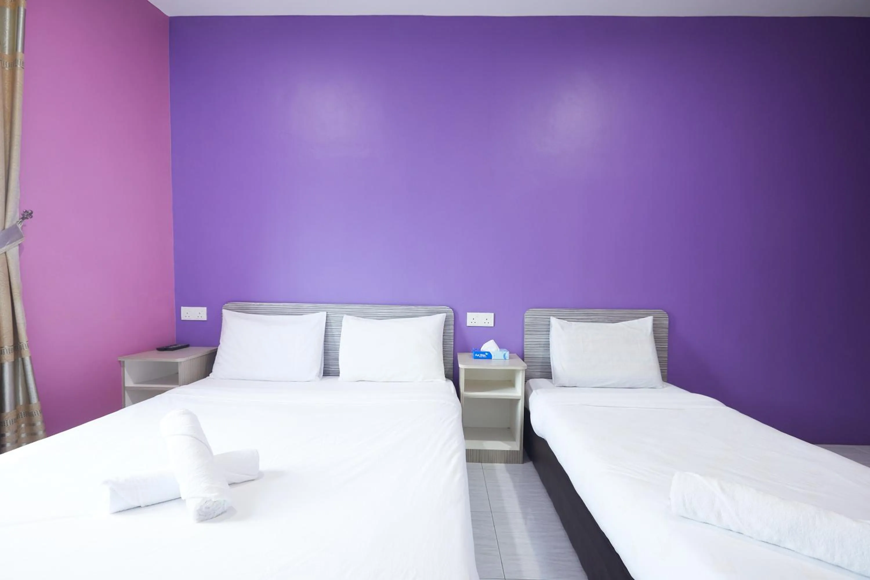 Bed in SY JERANTUT HOTEL