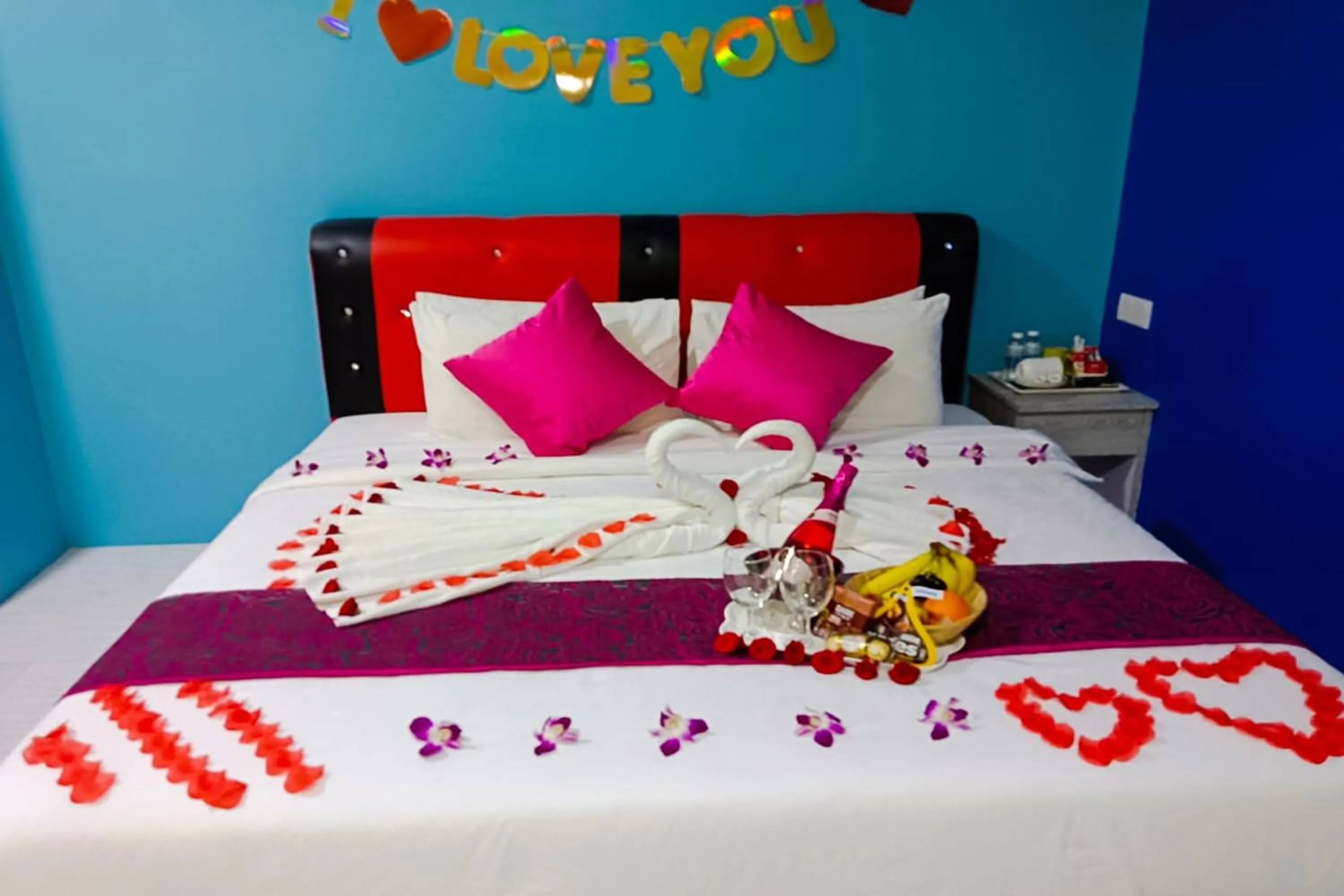 Bed in SY JERANTUT HOTEL