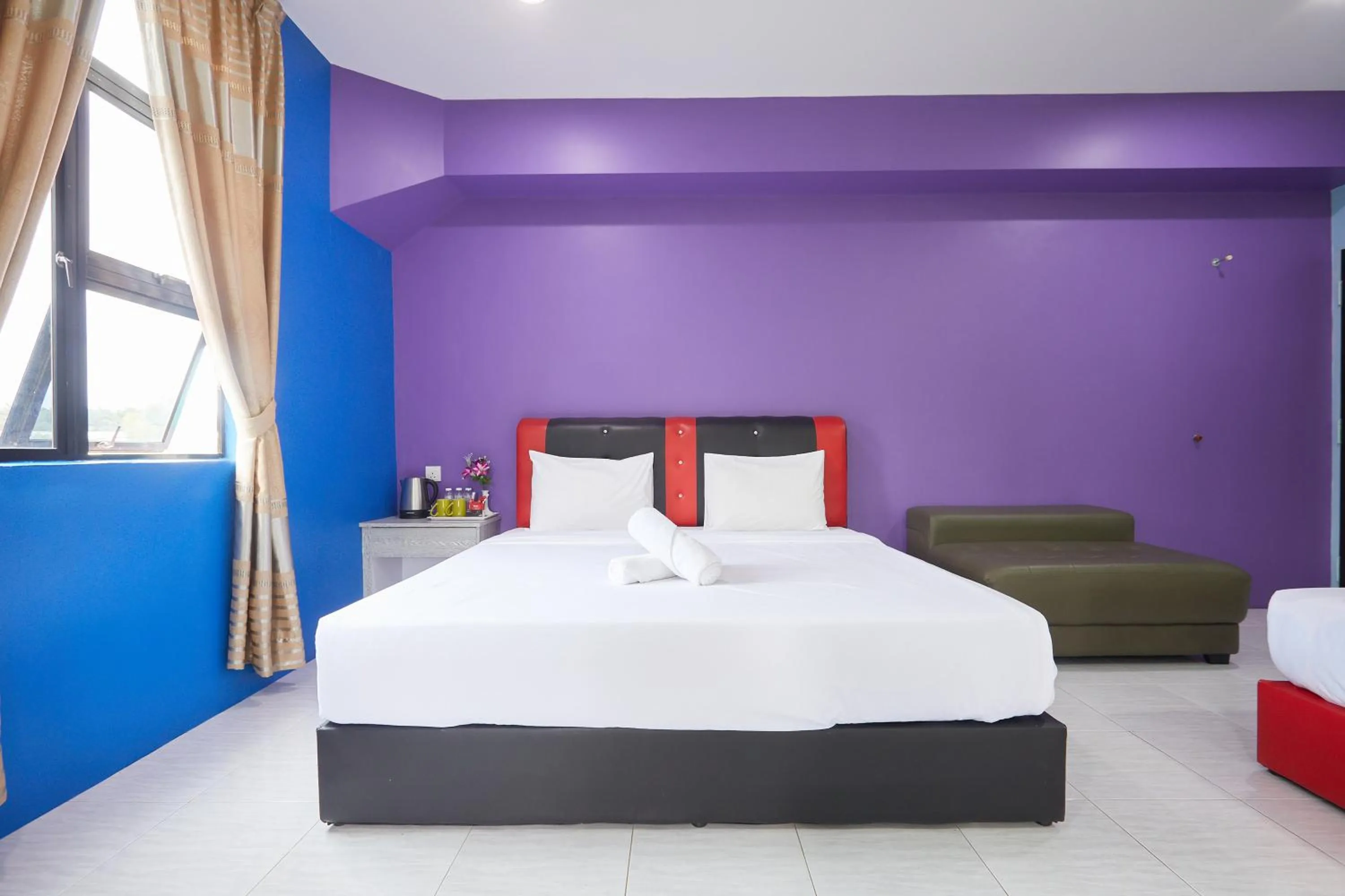 Bed in SY JERANTUT HOTEL