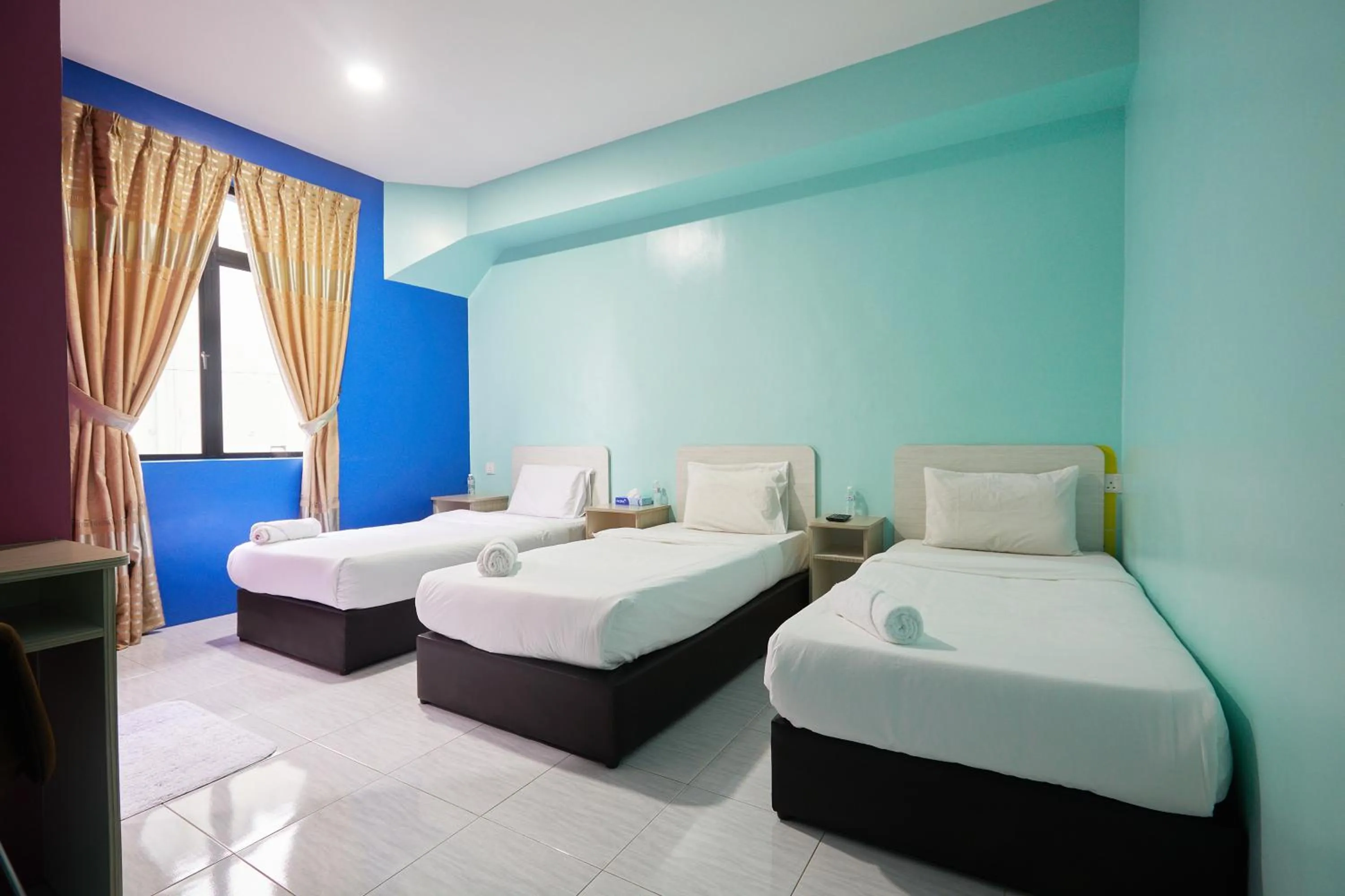 Bed in SY JERANTUT HOTEL