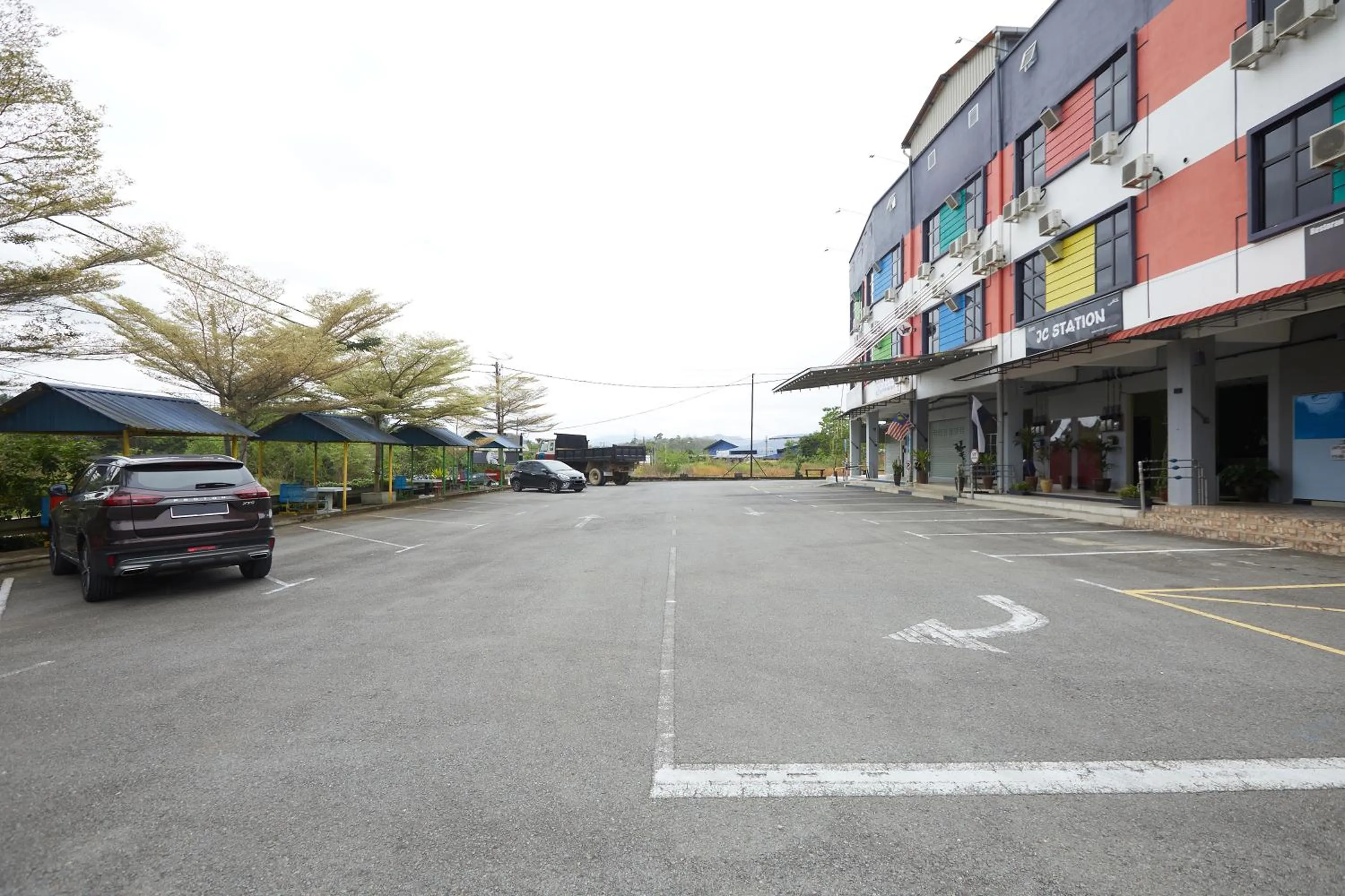 Property building in SY JERANTUT HOTEL