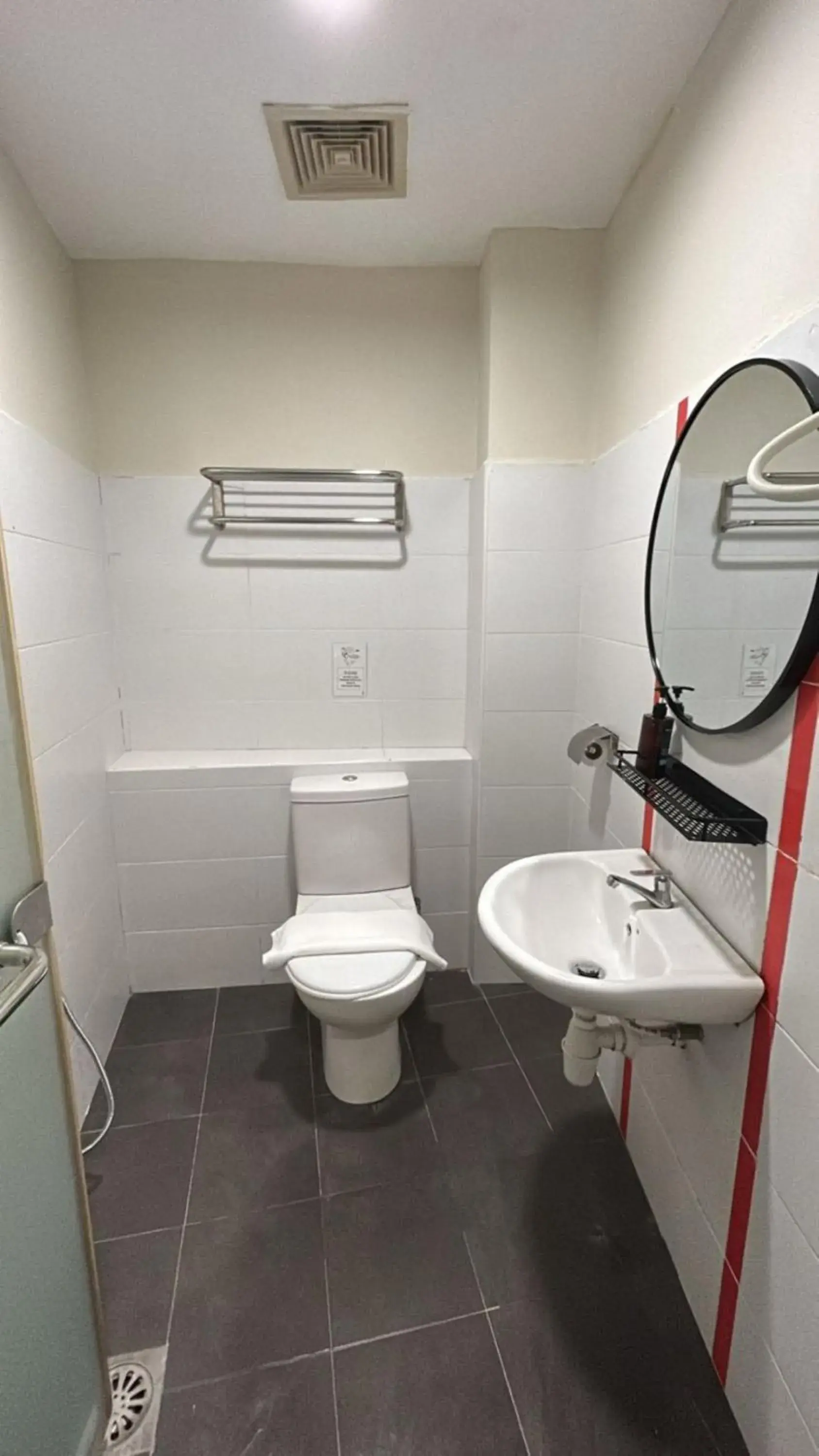 Standard Twin Room in Swing & Pillows - Kota Damansara Standard Twin Room in Swing & Pillows - Kota Damansara