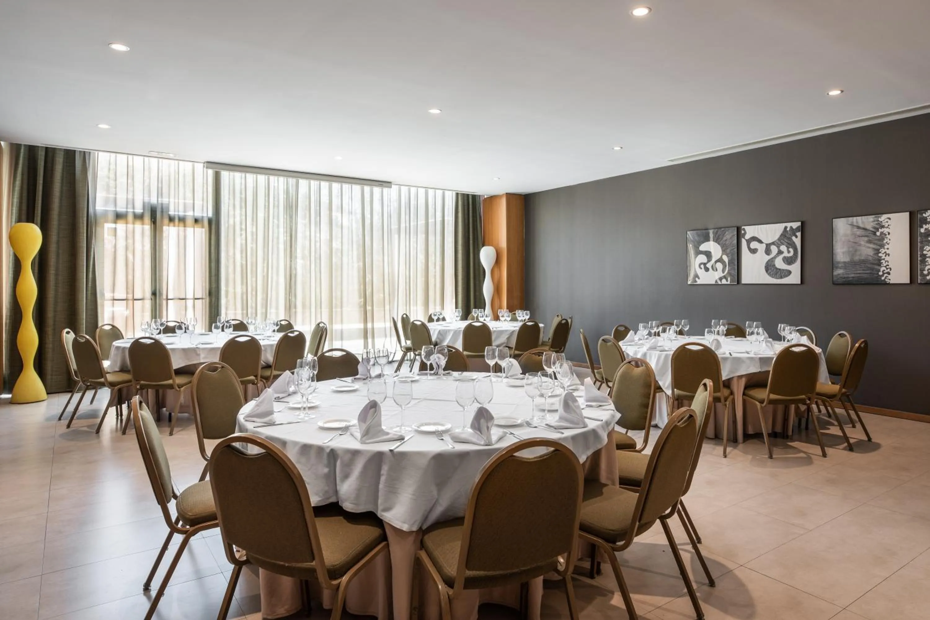 Restaurant/places to eat in Exe Zizur Pamplona