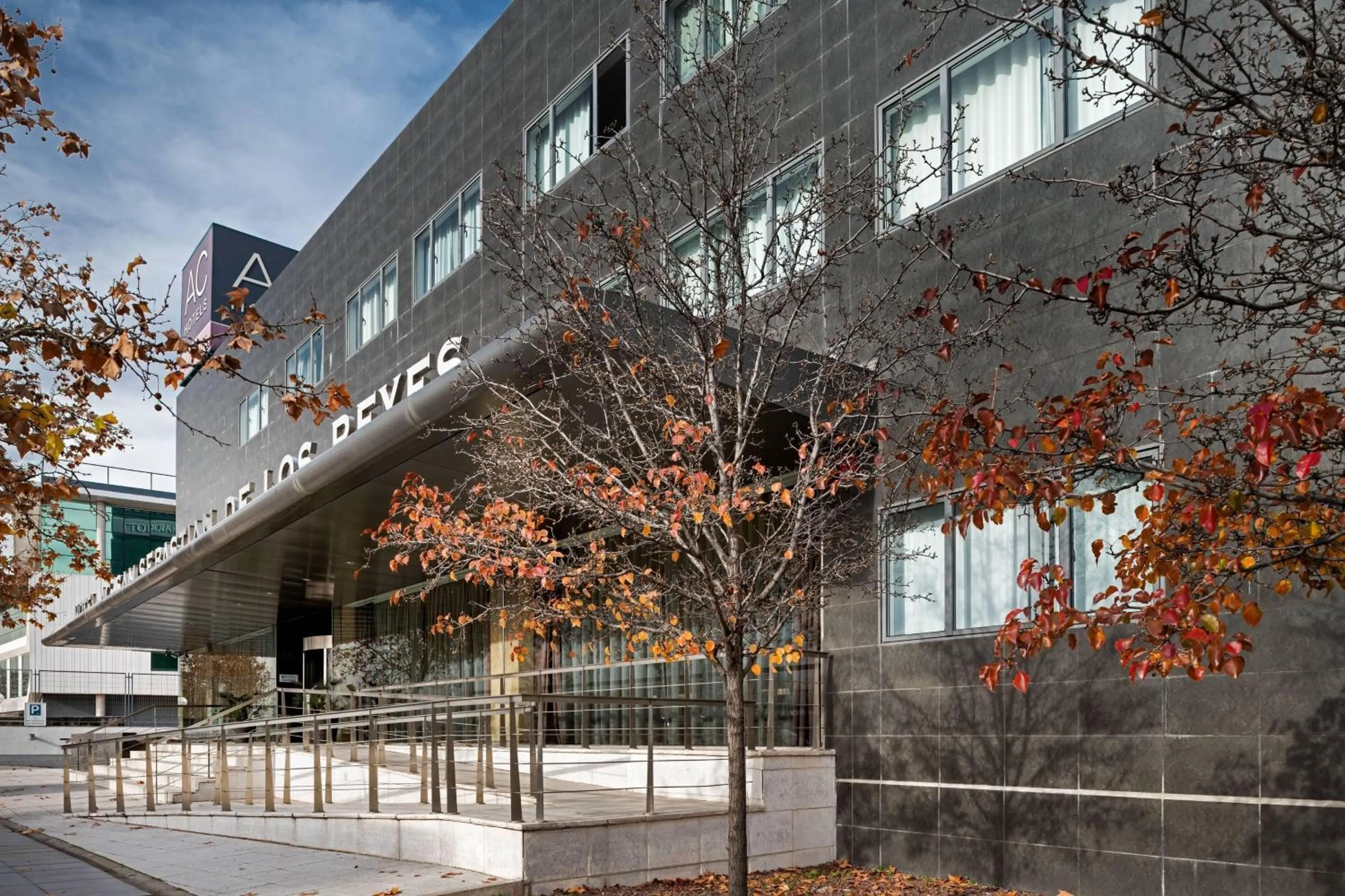 Property building in AC Hotel San Sebastián de los Reyes by Marriott