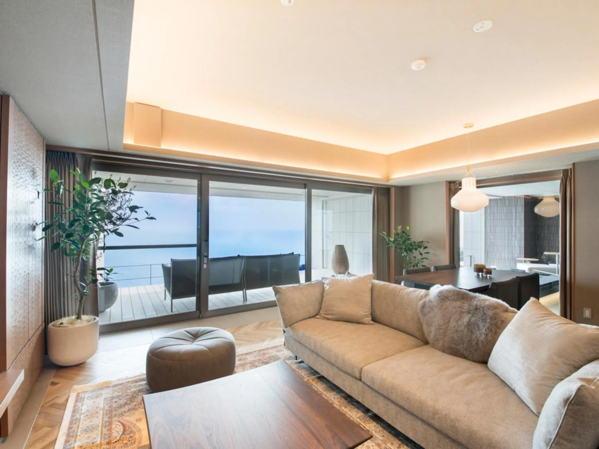 Living room in Atami Sekaie