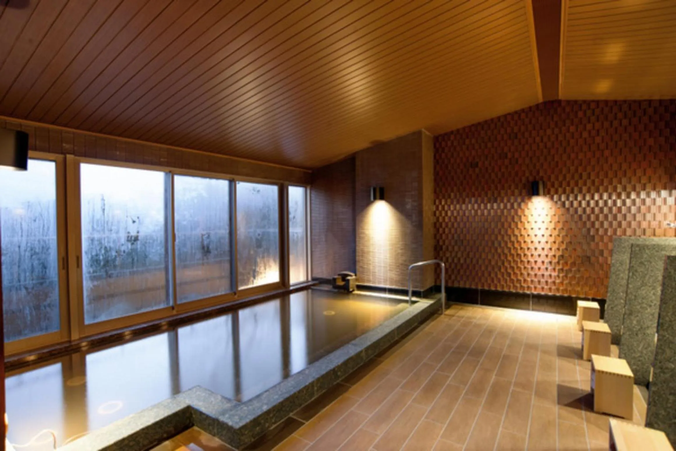 Hot Spring Bath in Atami Sekaie