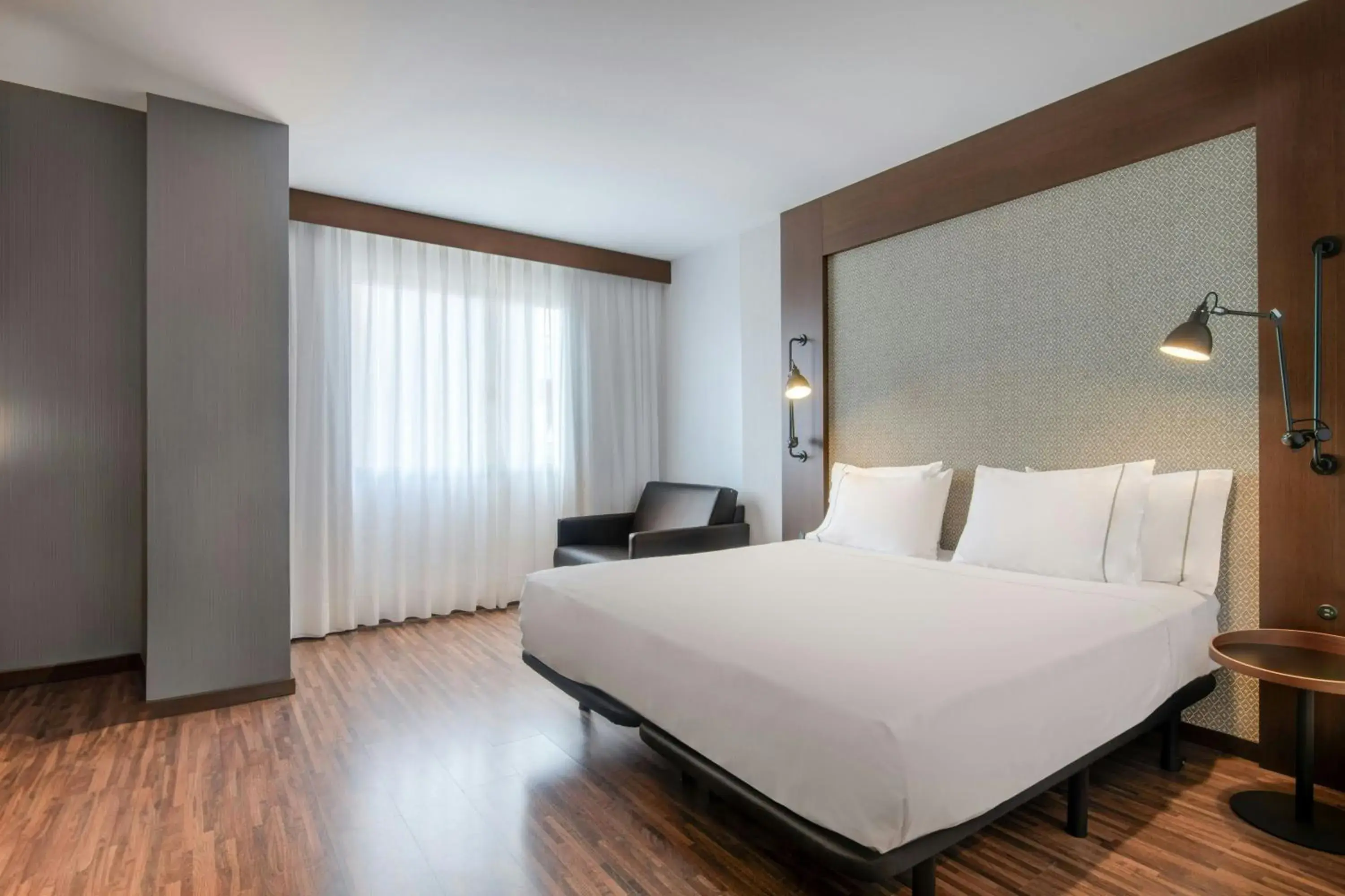 Superior Queen, Guest room, 1 Queen, Sofa bed in AC Hotel by Marriott Alicante Superior Queen, Guest room, 1 Queen, Sofa bed in AC Hotel by Marriott Alicante