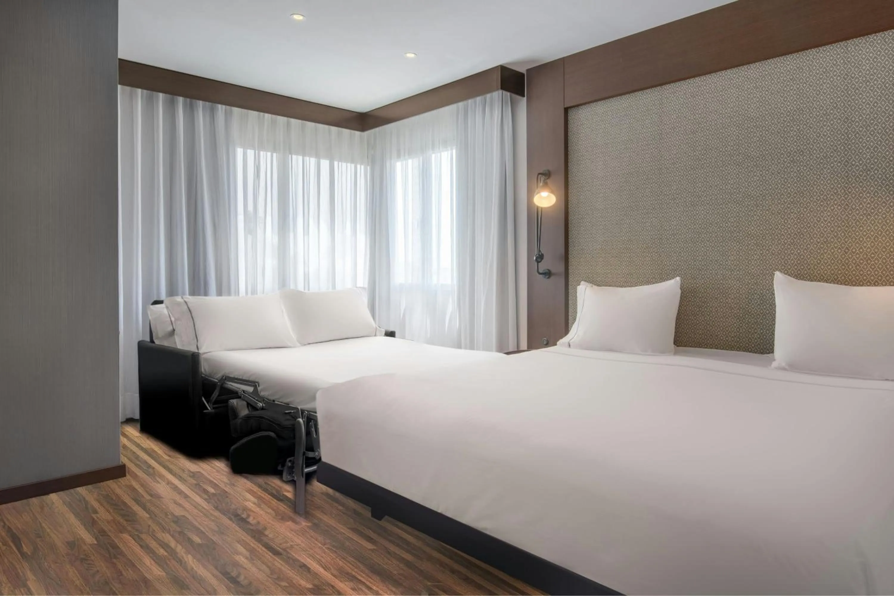 Photo of the whole room, Bed in AC Hotel by Marriott Alicante