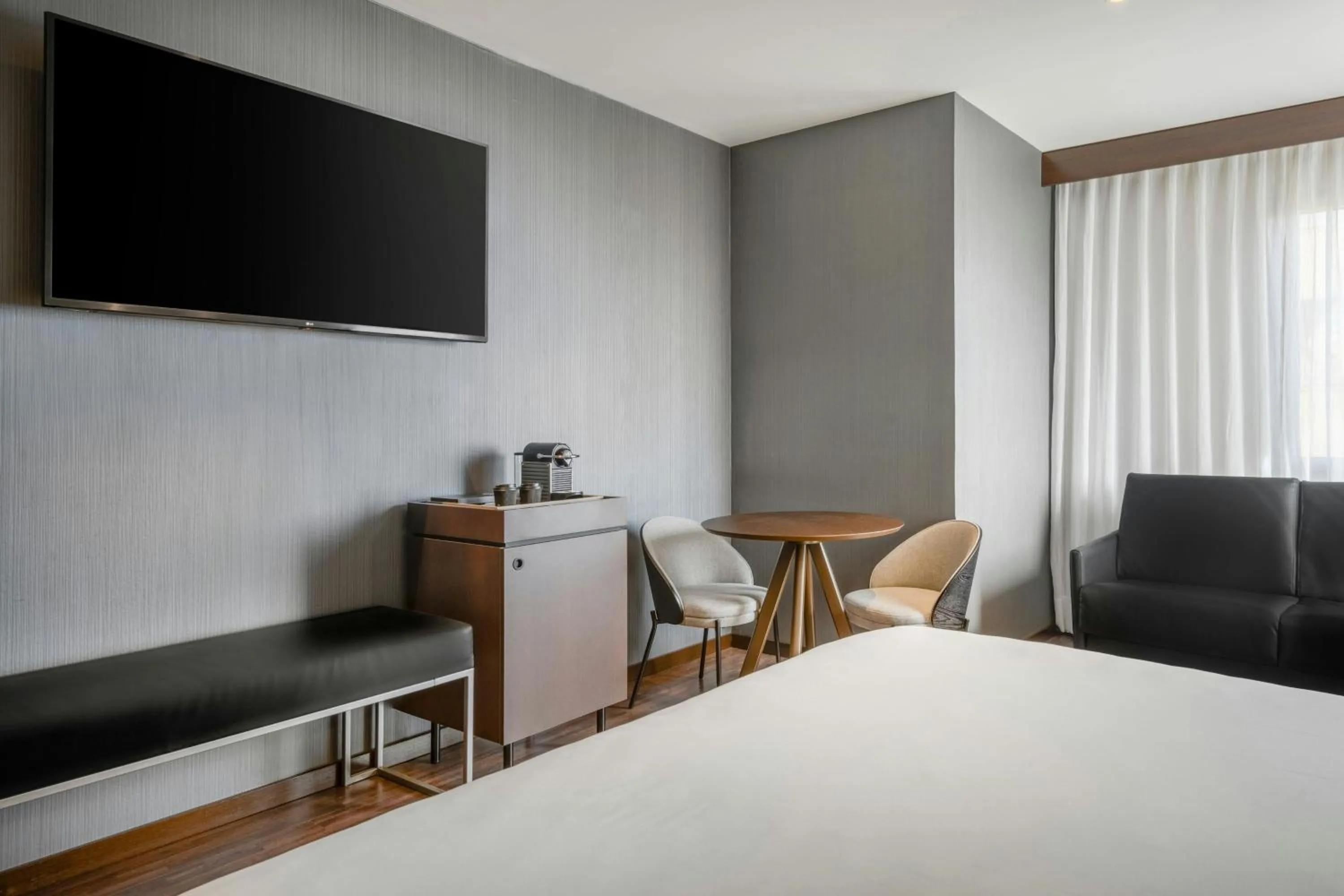 Photo of the whole room, Bed in AC Hotel by Marriott Alicante