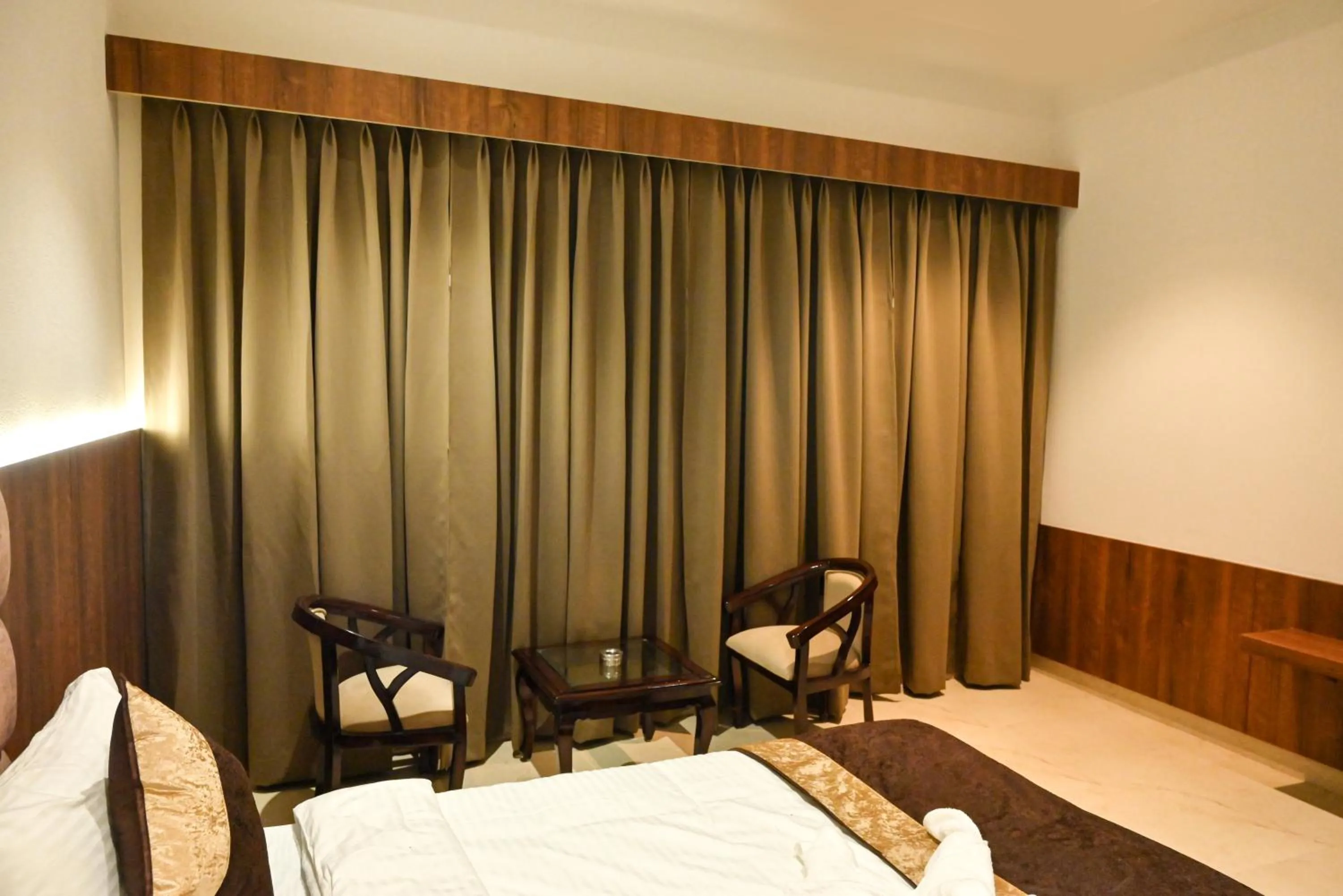 Living room, Bed in MD FARMS AND RESORTS