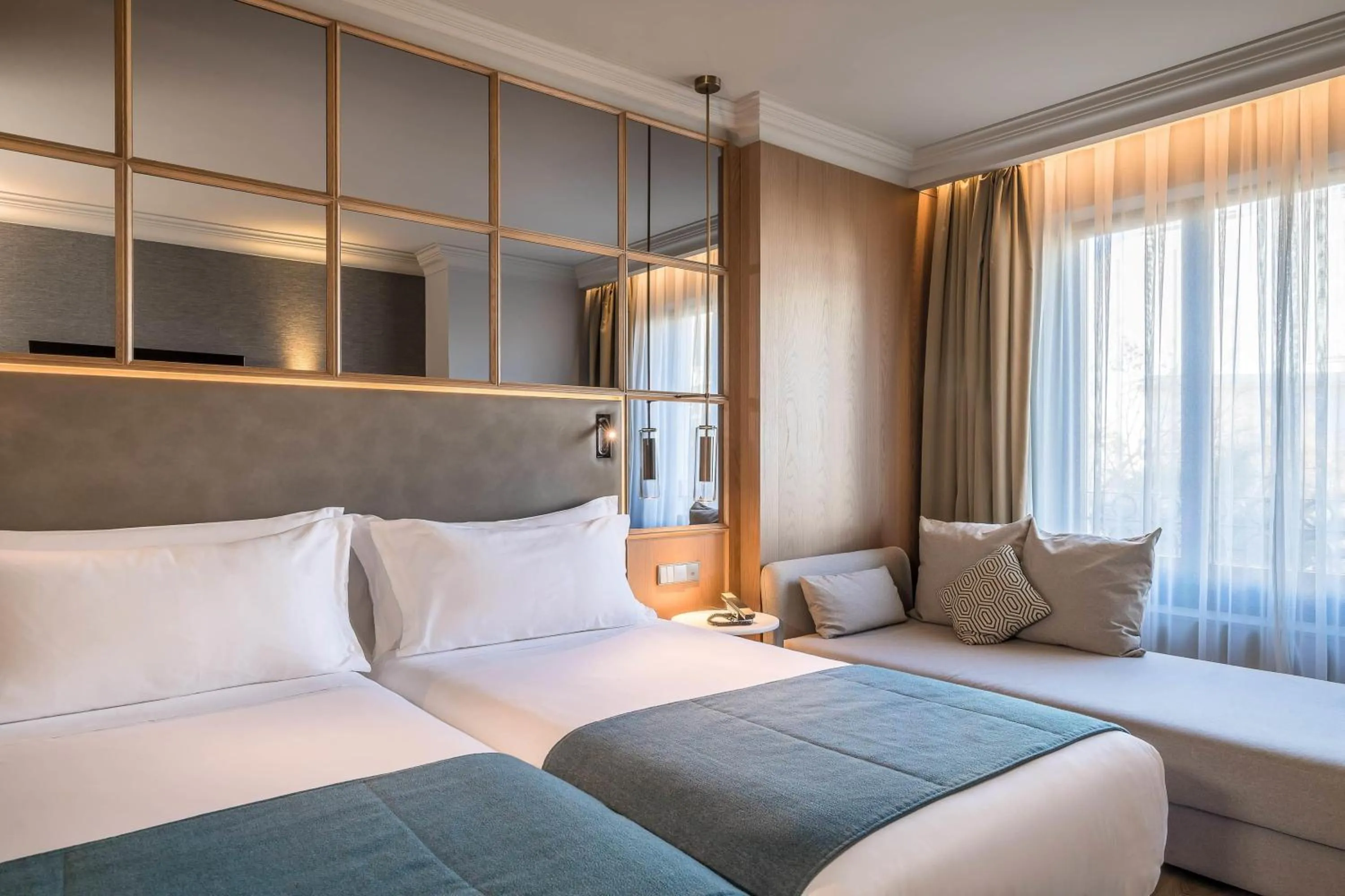 Bedroom, Bed in Barceló Emperatriz