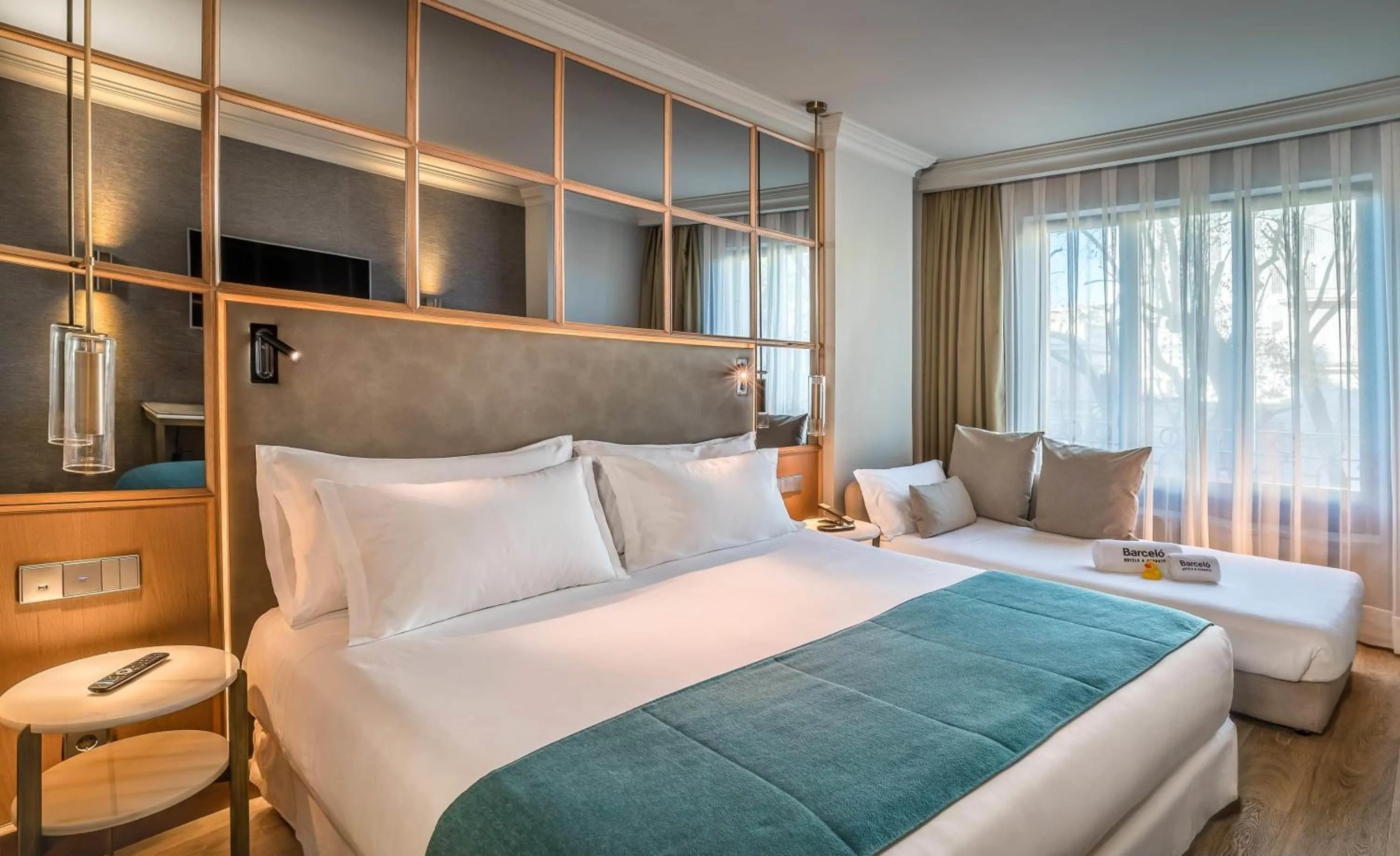 Bedroom, Bed in Barceló Emperatriz