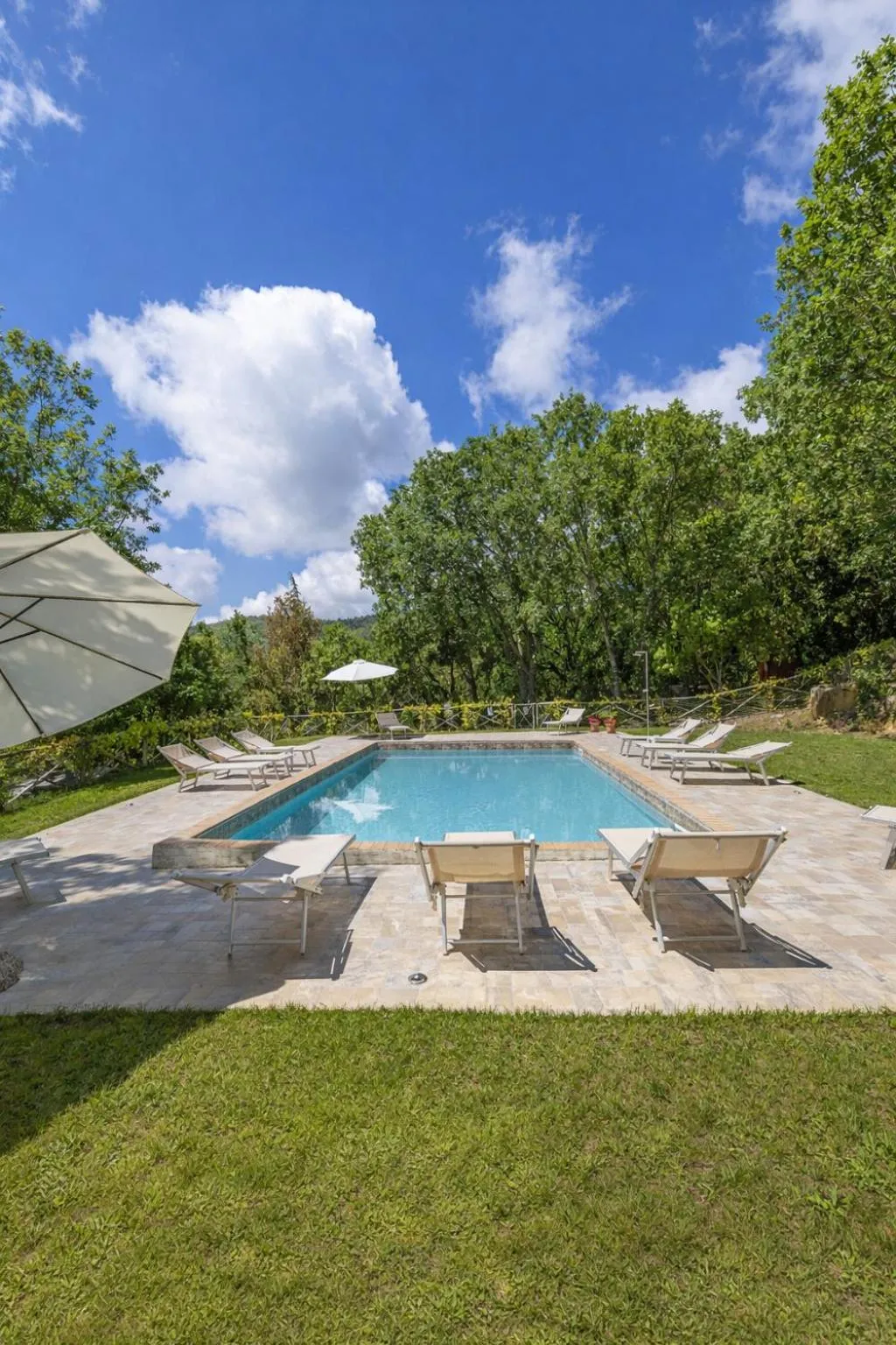 Swimming pool in Villa Cresci con piscina Tuscan villa with pool near Sassetta thermal baths & Bolgheri Wine Route