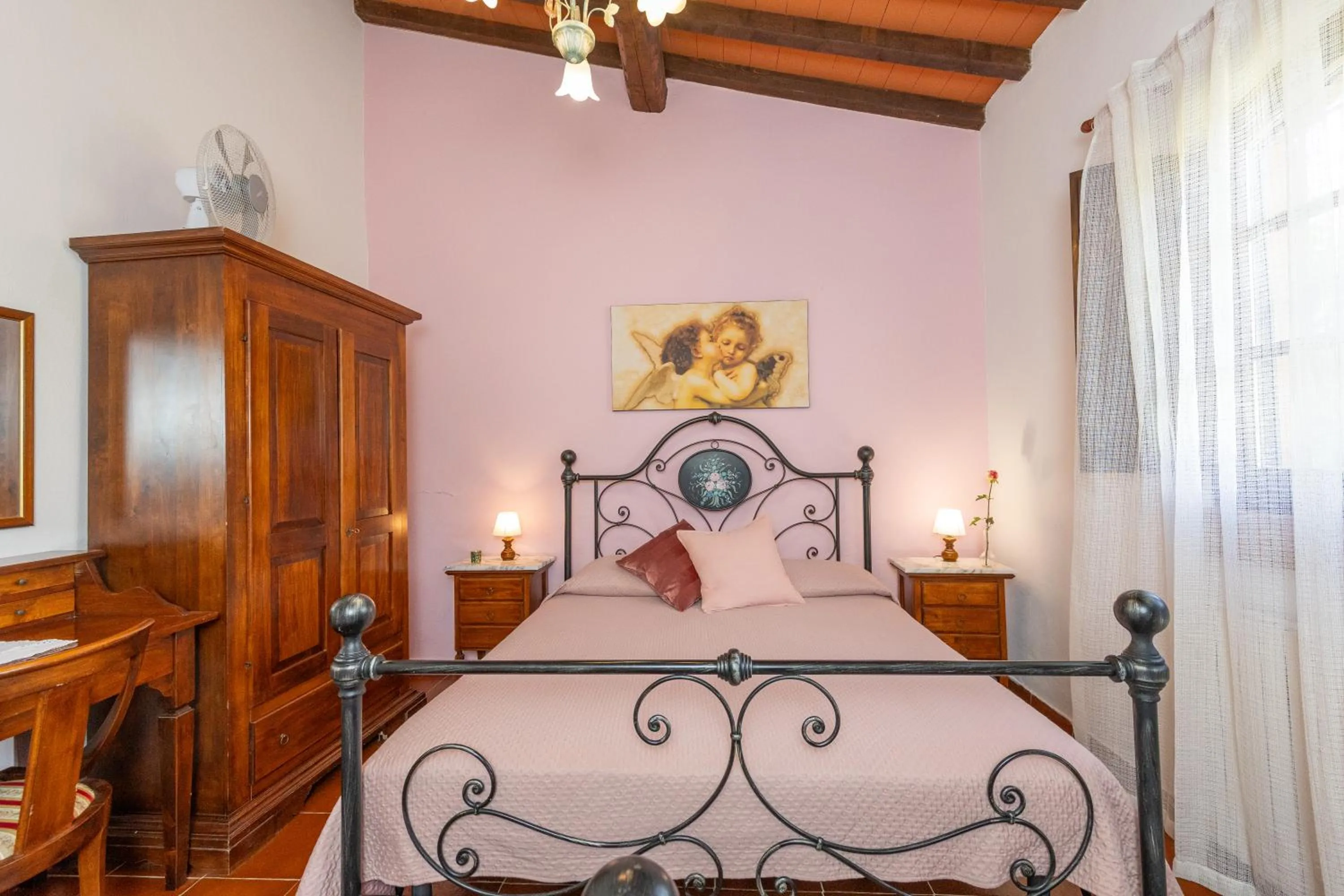Bedroom, Bed in Villa Cresci con piscina Tuscan villa with pool near Sassetta thermal baths & Bolgheri Wine Route